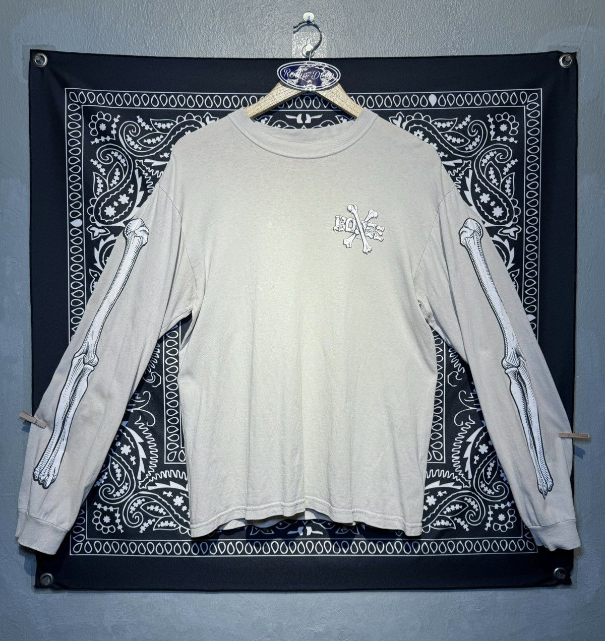 Bones × Powell Peralta Powell Peralta Crossbones Signed By Steve Caballero L/S Size US M / EU 48-50 / 2 - 2 Thumbnail