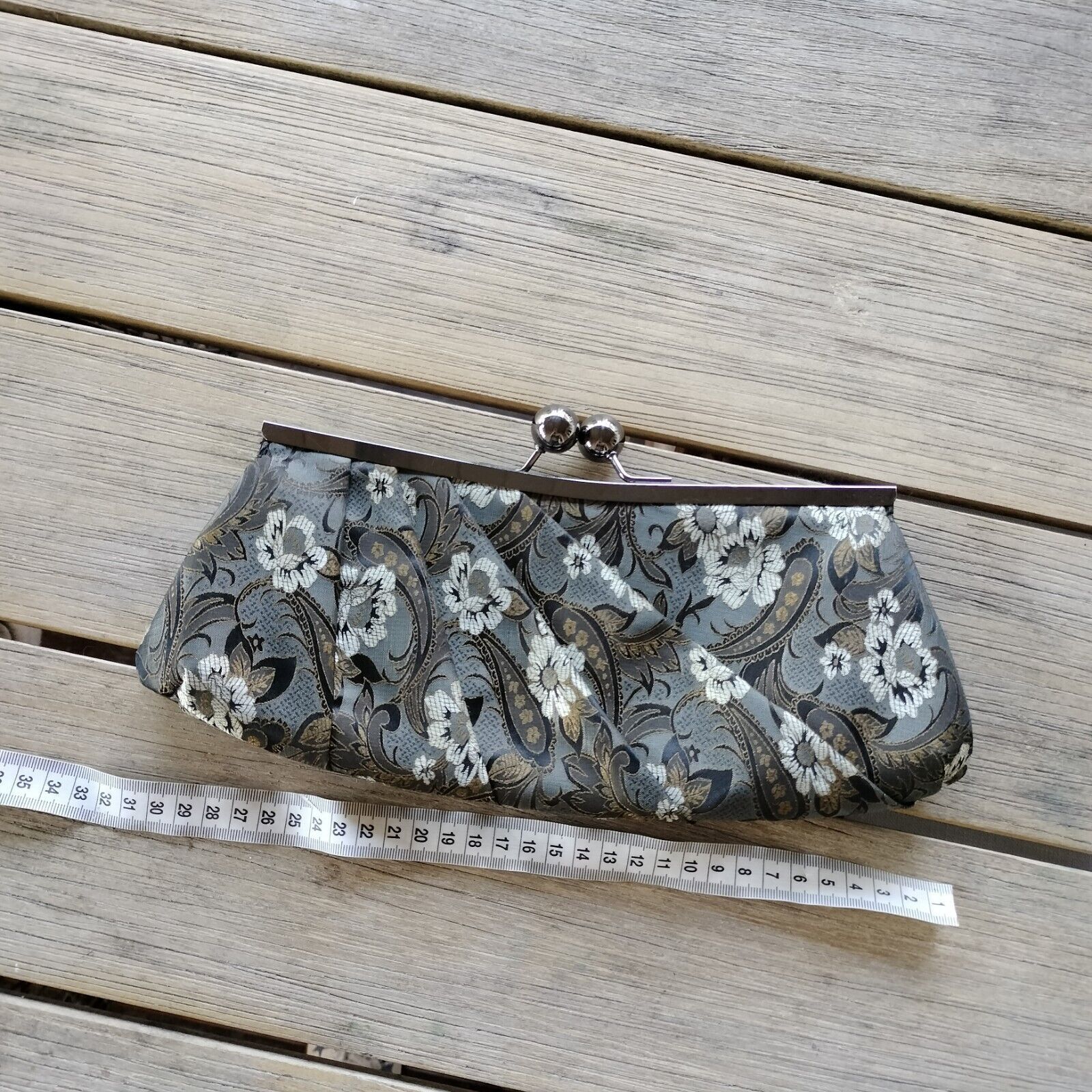 Designer Y2K 2000s Bag Shoulder Clutch Floral Baguette Mini Metallic Size ONE SIZE - 10 Thumbnail
