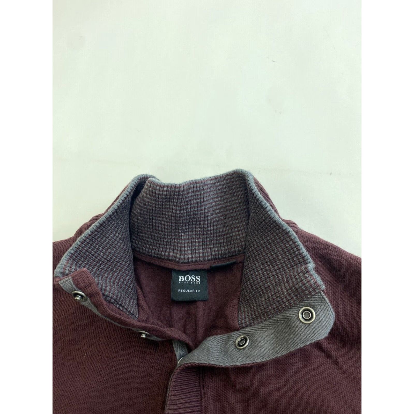 Hugo Boss VINTAGE Hugo Boss Sweater Mens S Regular Knit Maroon 1/4 Snap Mock Neck Pullover - Burgundy Red - No Size Tag Size US S / EU 44-46 / 1 - 2 Thumbnail