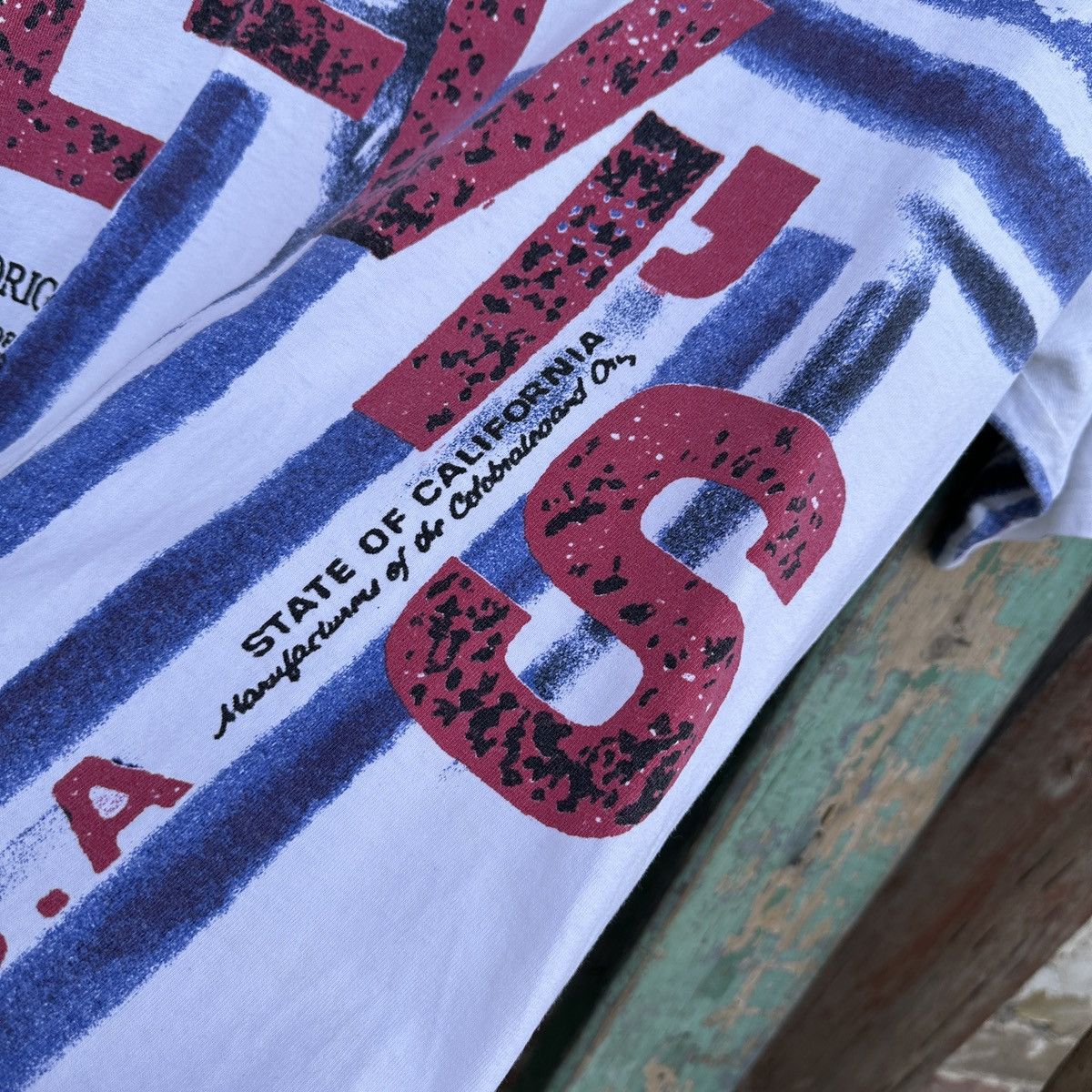 Levi's Vintage Levi’s Levis 90s 80s T-Shirt AOP Tee Made in Usa Size US M / EU 48-50 / 2 - 6 Thumbnail