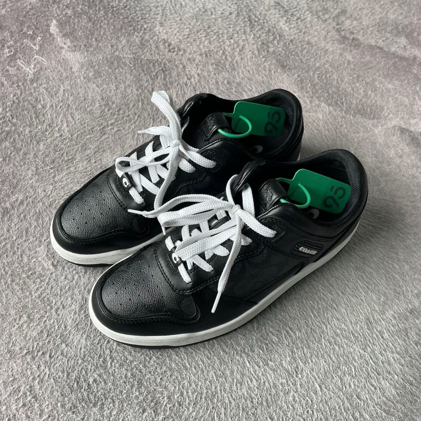 Nike Nike Black Lowtop Sneakers 41 Men Size US 8.5 / EU 41-42 - 1 Thumbnail
