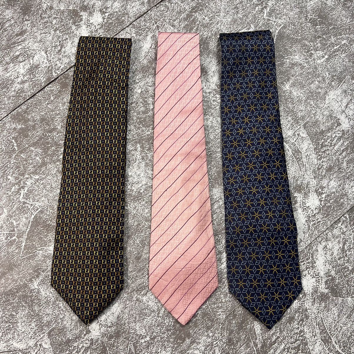 ▪️LOT OF FENDI TIE FF MONOGRAM DESIGN LUXURY MEN NECKTIE