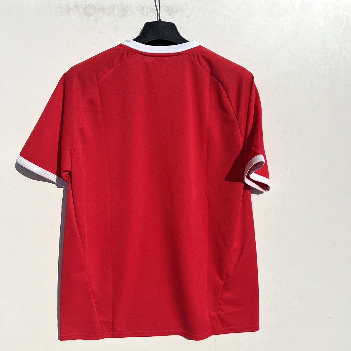 Other Liverpool carlsberg soccer jersey Size US L / EU 52-54 / 3 - 5 Thumbnail