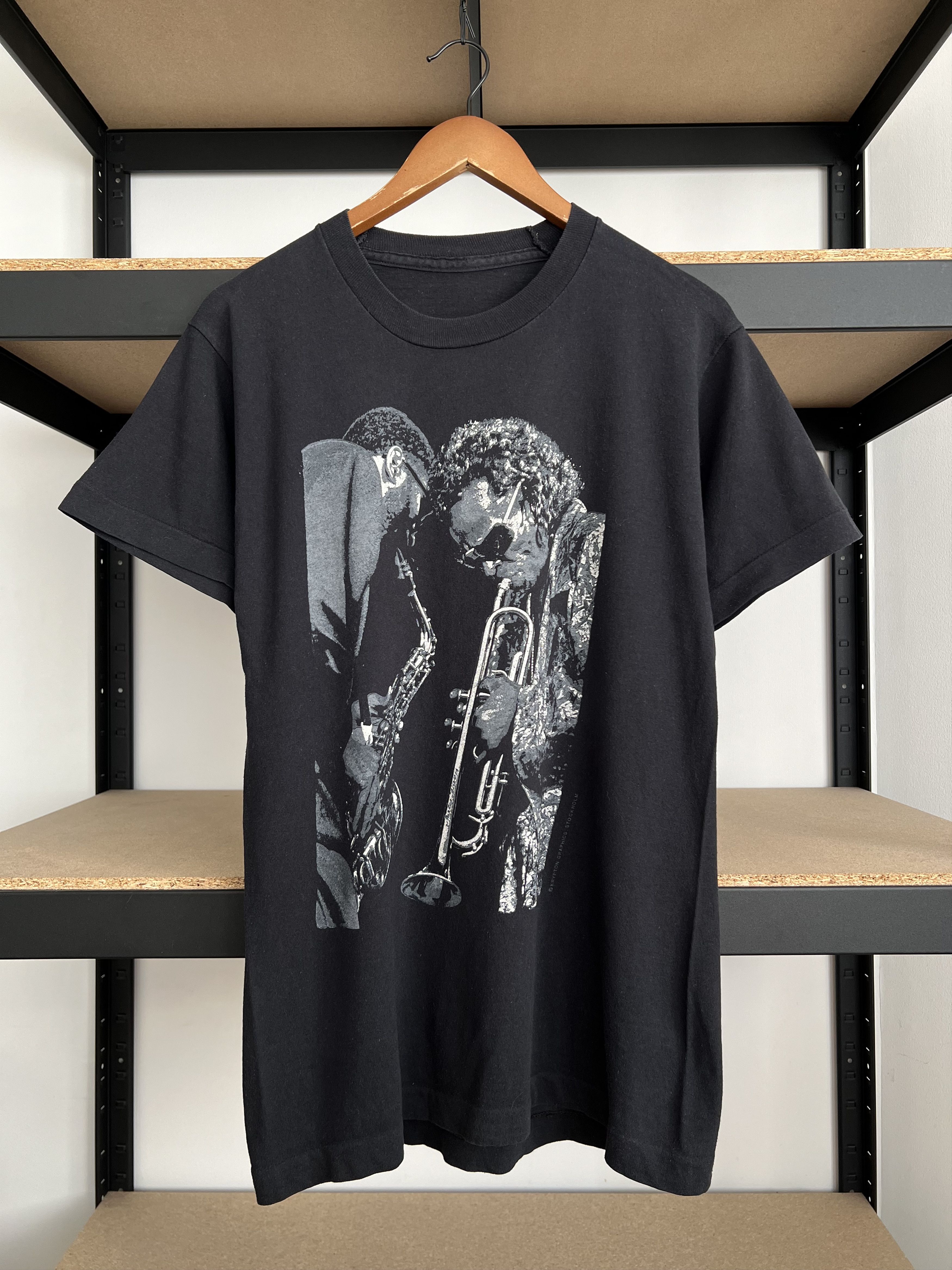 Band Tees Vintage 1990 Miles Davis World Tour Jazz Black T-shirt Size US M / EU 48-50 / 2 - 3 Thumbnail