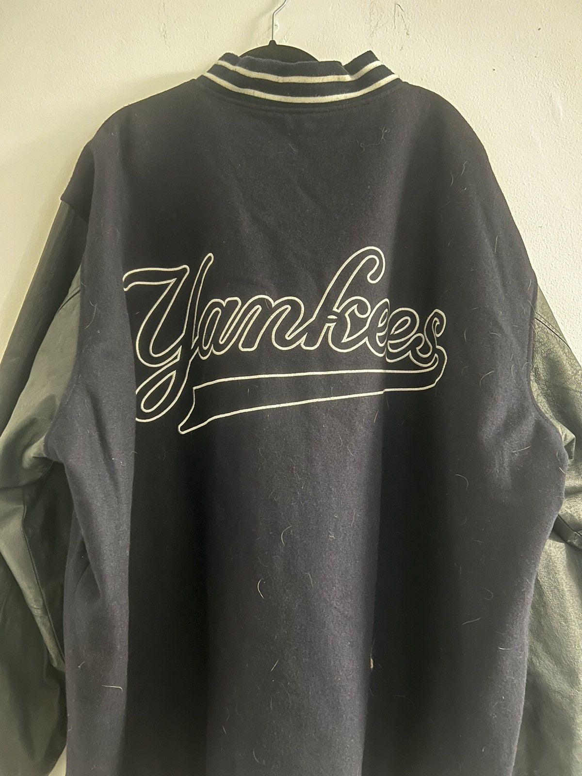 image of New York Yankees x Vintage reversible!! Vintage New York Yankee Bomber Jacket in Black (Size 2XL)