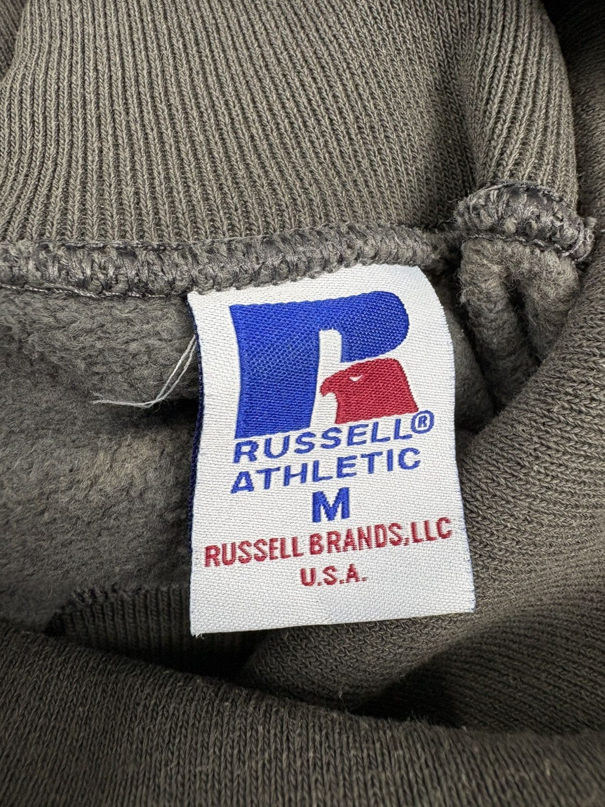 Russell Athletic × Vintage 💥 Faded 💥 Russell Athletic sweater Size US M / EU 48-50 / 2 - 7 Thumbnail