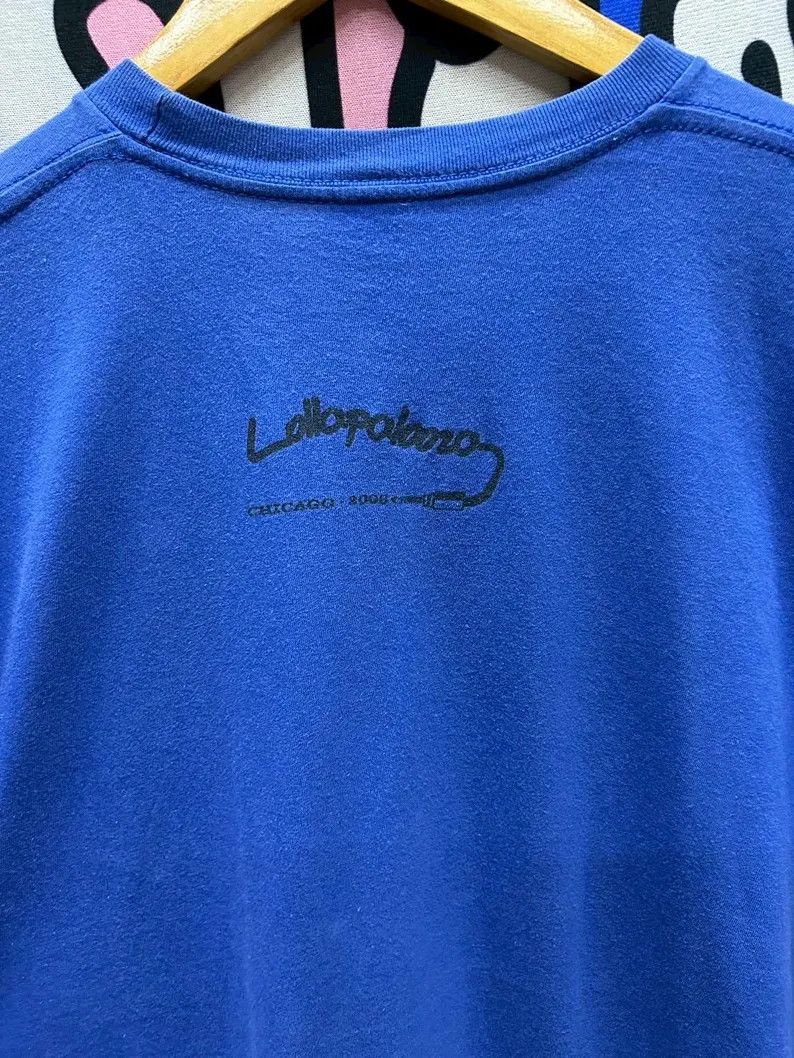 Vintage Vintage 2000s Lollapalooza tshirt size M Size US M / EU 48-50 / 2 - 4 Thumbnail