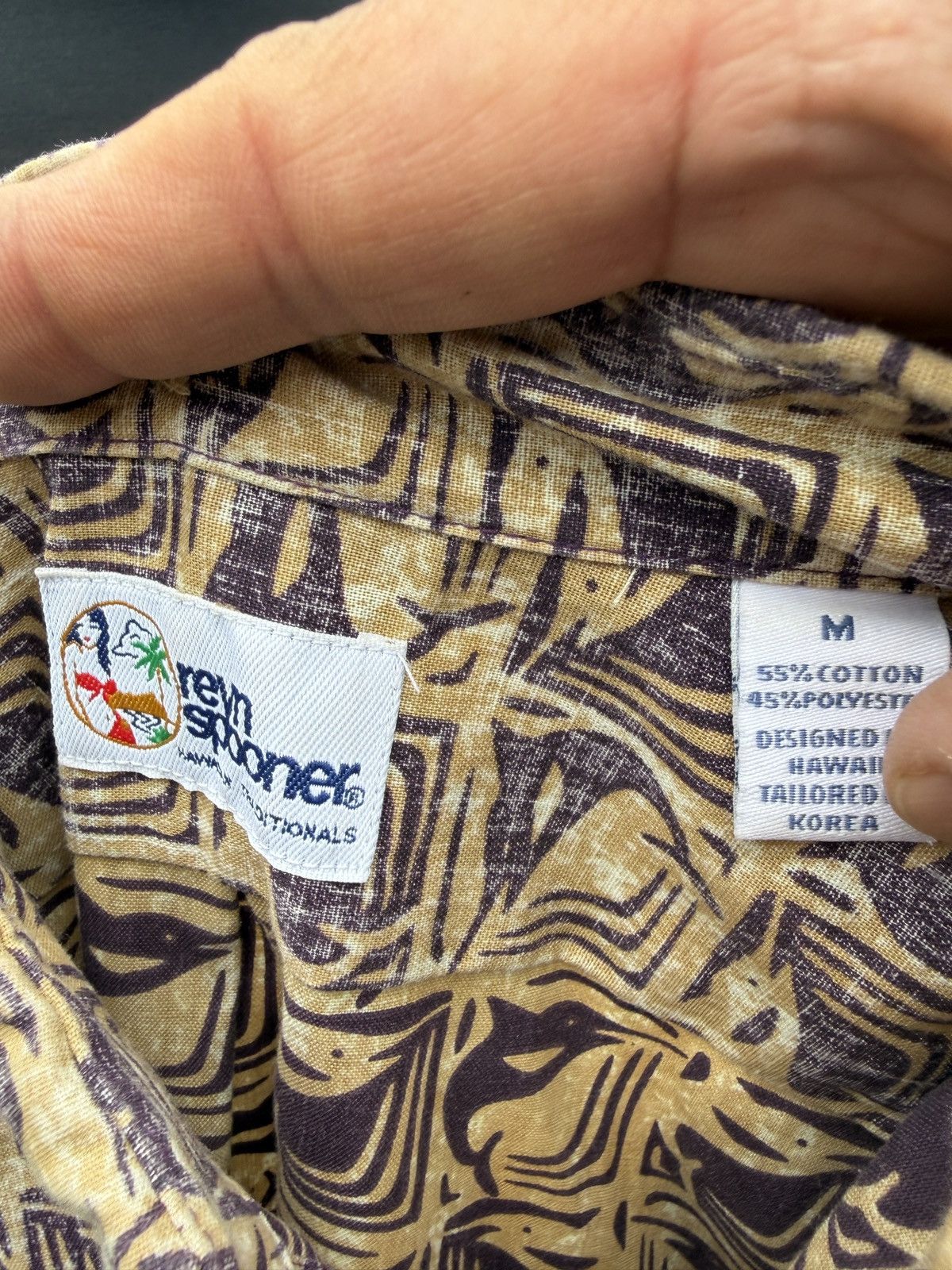 Reyn Spooner PreOwned Reyn Spooner Purple/Beige Hawaiian Print Men's M Size US M / EU 48-50 / 2 - 4 Thumbnail