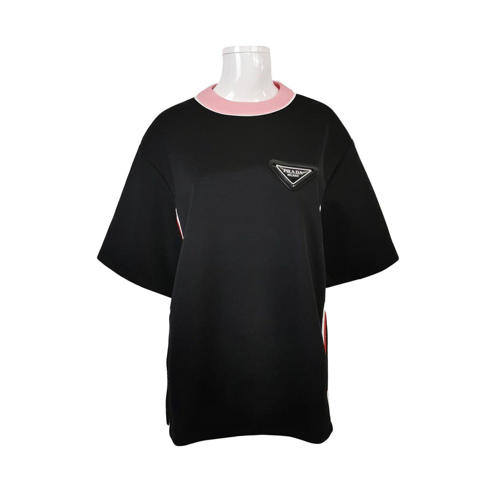 Prada Prada Logo Patch Short Sleeve T-Shirt Size L Size US L / EU 52-54 / 3 - 1 Thumbnail