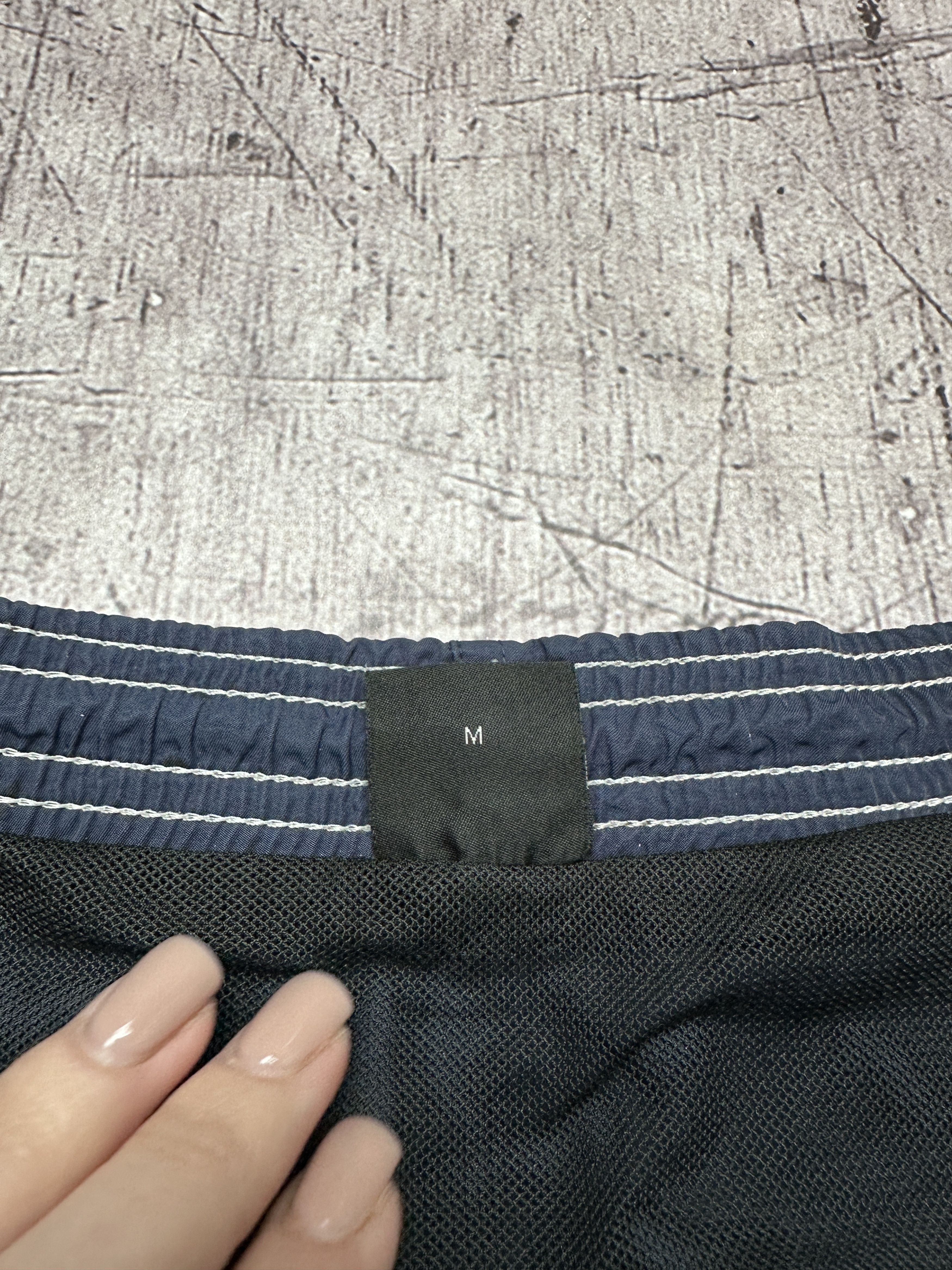 Hugo Boss Hugo Boss Mens Nylon Shorts Size US 32 / EU 48 - 4 Thumbnail