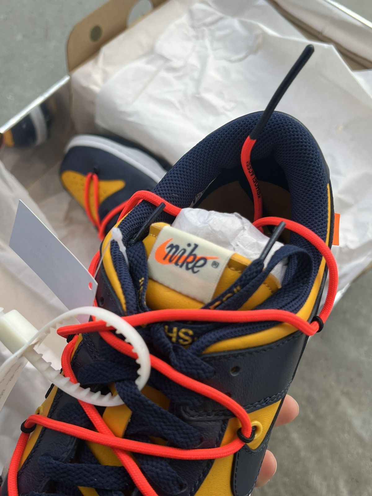 Nike × Off-White Nike Dunk Low x OFF WHITE Michigan New! Size US 10.5 / EU 43-44 - 6 Thumbnail