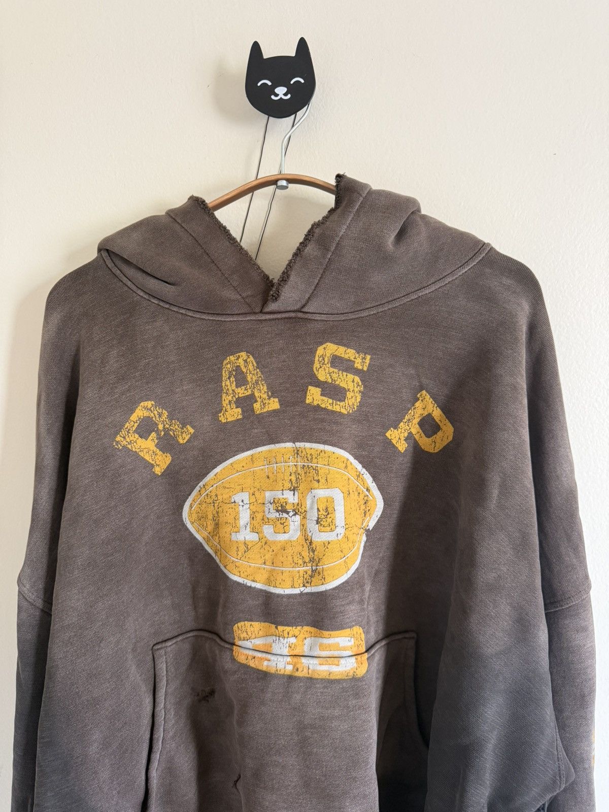 The GV Gallery The GV Gallery Raspberry Hills Brown Football Hoodie Size US M / EU 48-50 / 2 - 2 Thumbnail