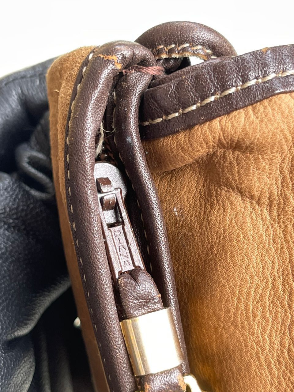 Loewe × Vintage Loewe Suede Leather Sling Bag Size ONE SIZE - 23 Thumbnail