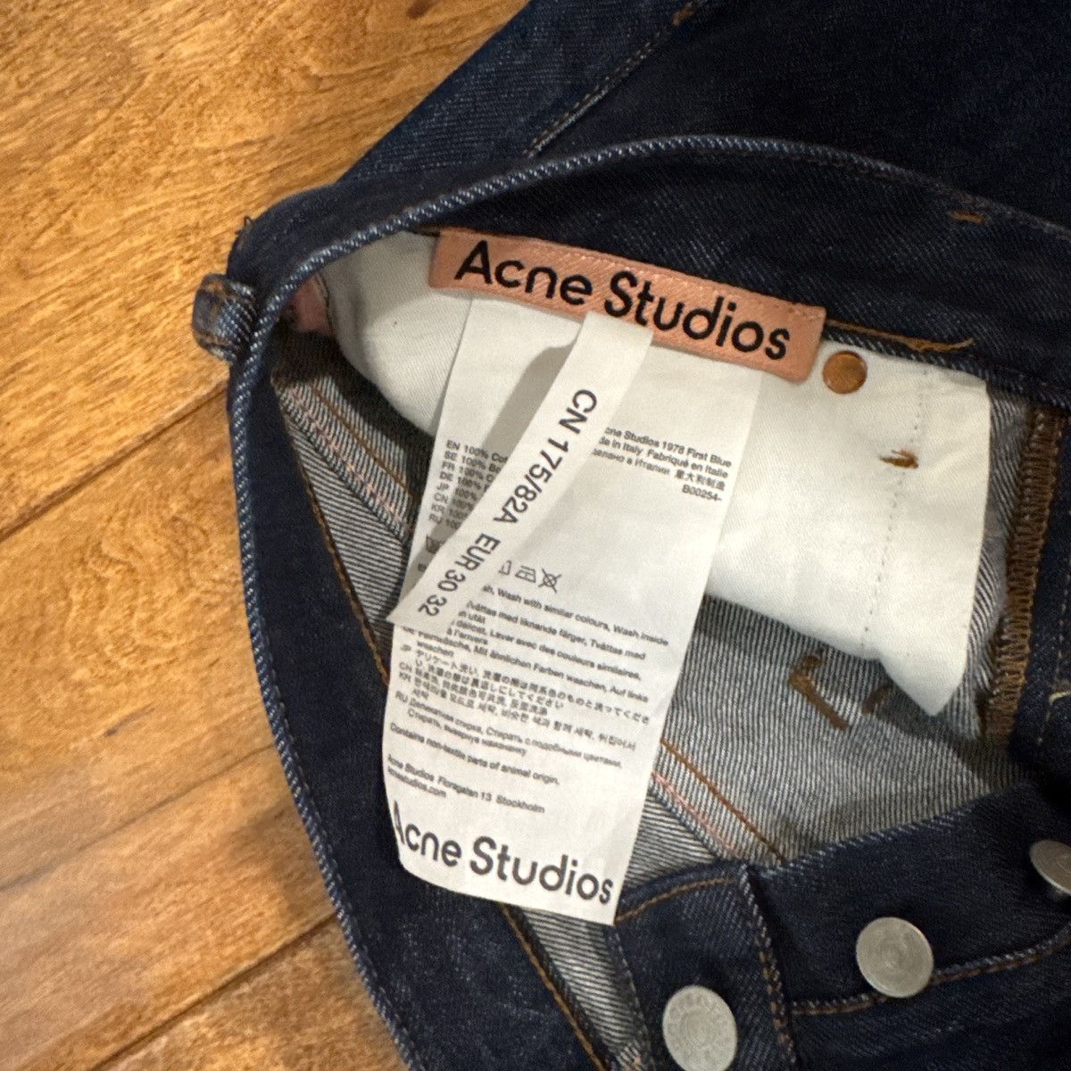 Acne Studios Acne studios flared dark blue denim Size US 30 / EU 46 - 3 Thumbnail