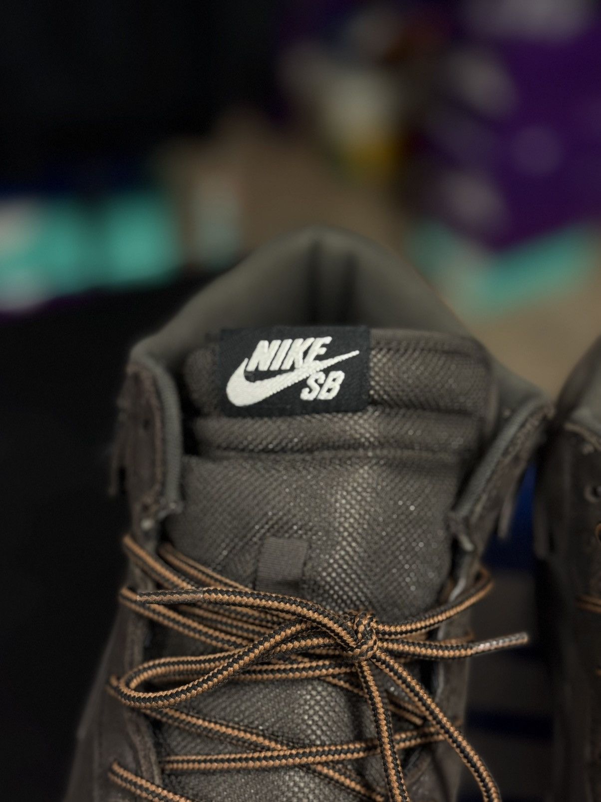 Nike Nike SB Mid Chocolate 2009 RARE W Box 🧼 Size 11 Size US 11 / EU 44 - 12 Thumbnail