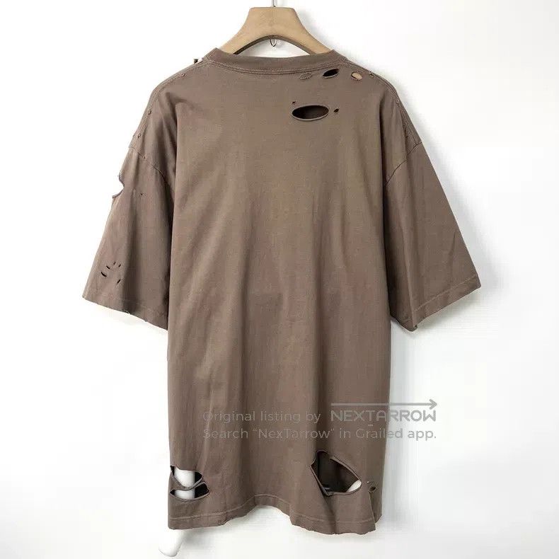 Balenciaga Balenciaga Large Hole Logo Lettering Print Round Neck T-Sh Size US XS / EU 42 / 0 - 2 Thumbnail