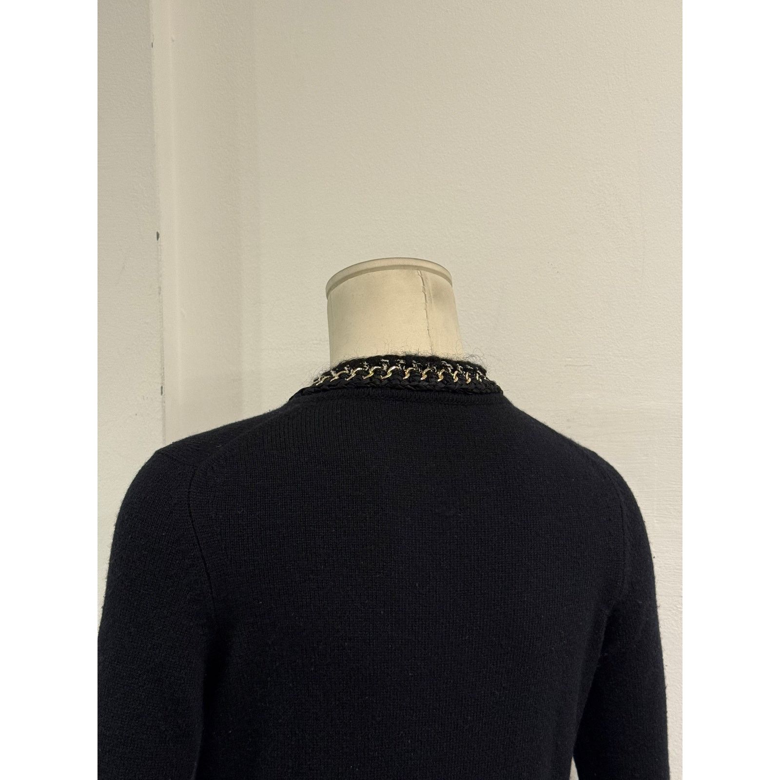 Chanel S/S2006 Chanel black cashmere jacket with chain trim Size XS / US 0-2 / IT 36-38 - 9 Thumbnail