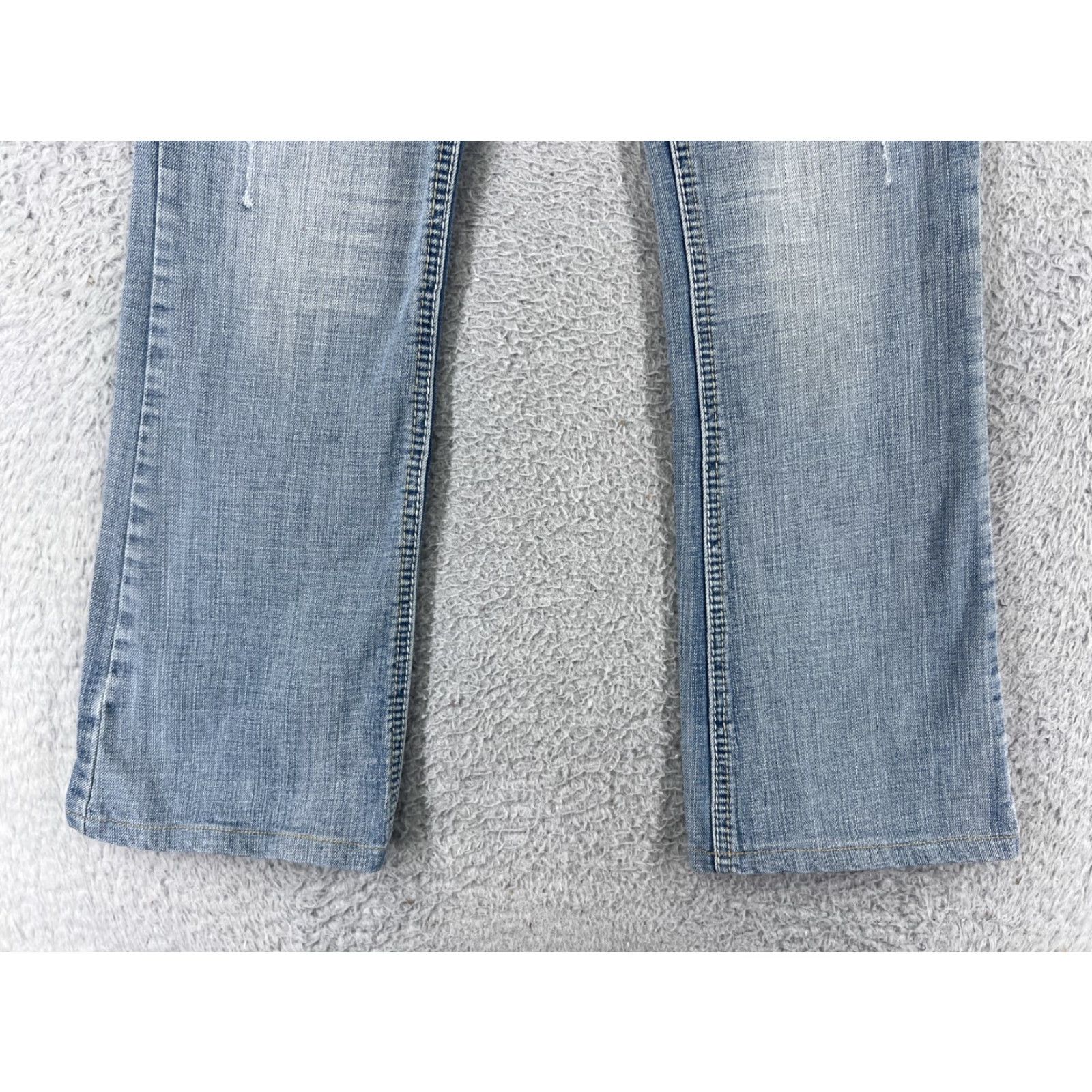 Vintage Request Jeans Womens 7 Blue Denim Bootcut Distressed Embroidered 27x28 Size 28" / US 6 / IT 42 - 4 Thumbnail