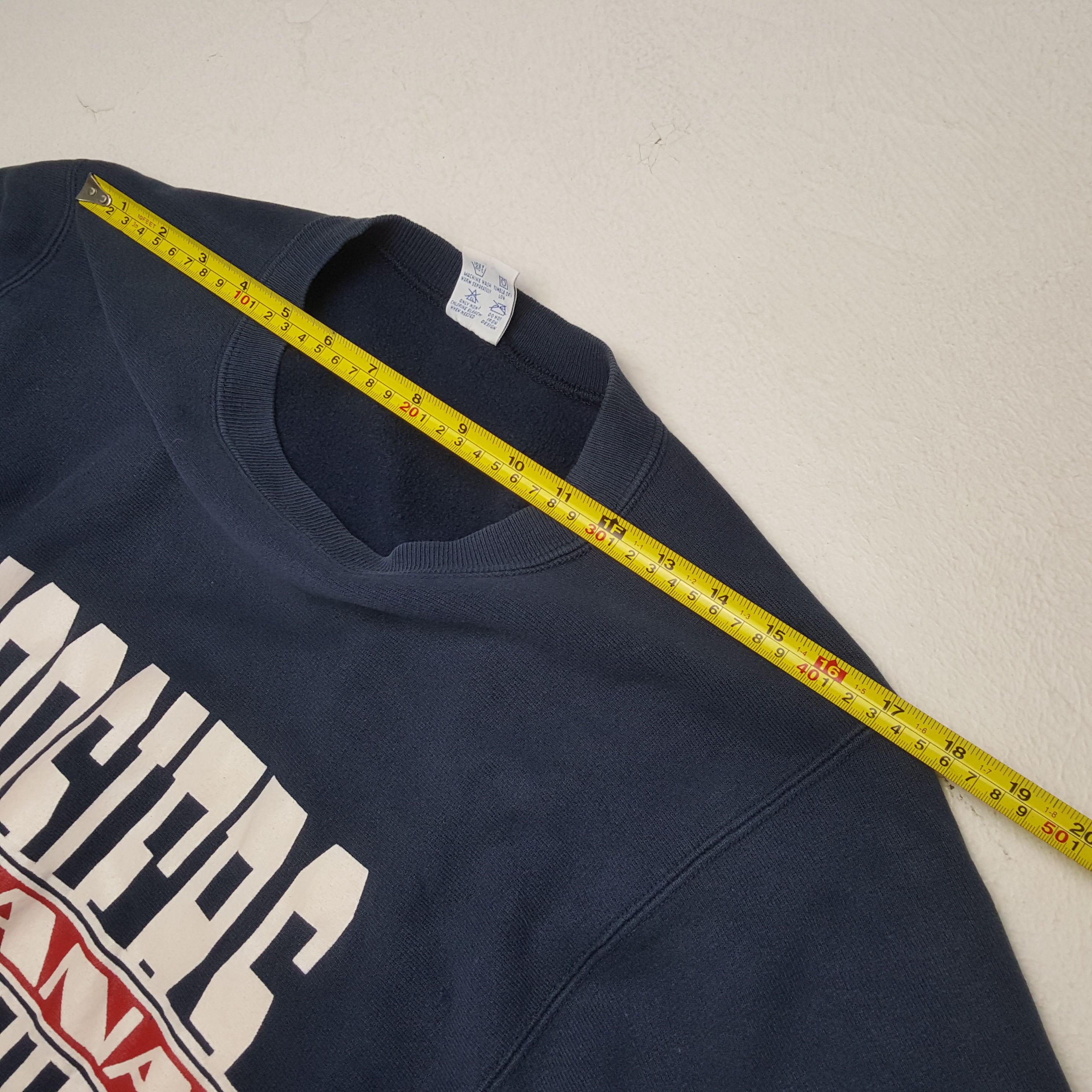 Champion × NBA × Vintage Vintage INDIANA HOOSIER CHAMPION Reverse Weave Sweatshirts Size US M / EU 48-50 / 2 - 4 Thumbnail
