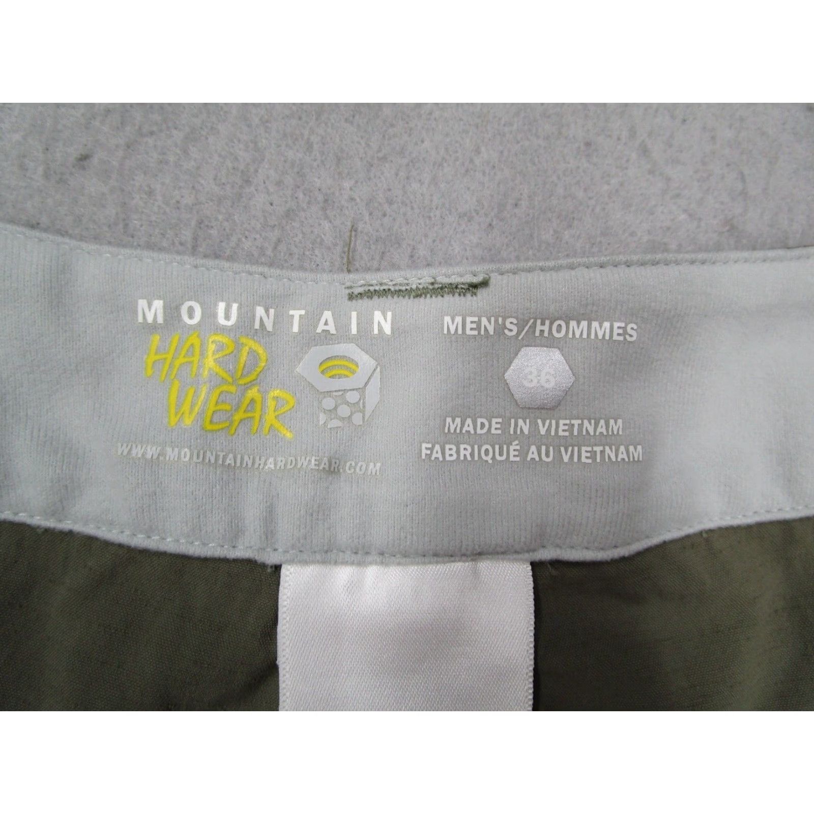 Mountain Hardwear Mountain Hardwear Shorts Mens 36 Green Cargo Nylon 9" Workwear Camp Hike Shirt Size US 36 / EU 52 - 2 Thumbnail