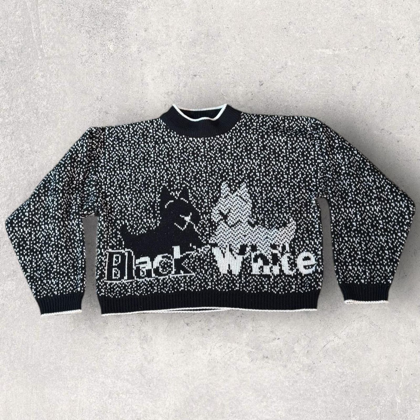 Vintage Black and white vintage 90s knitted sweater Size L / US 10 / IT 46 - 1 Thumbnail