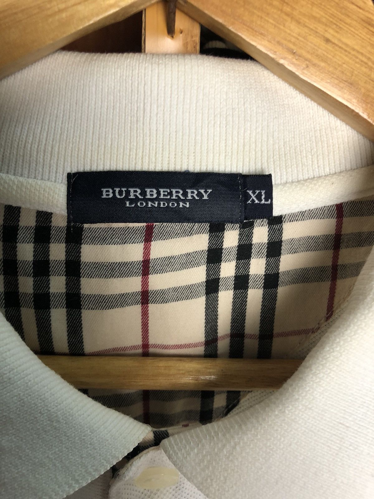 Burberry Vintage Burberry White Polo Shirt Size US XL / EU 56 / 4 - 8 Thumbnail