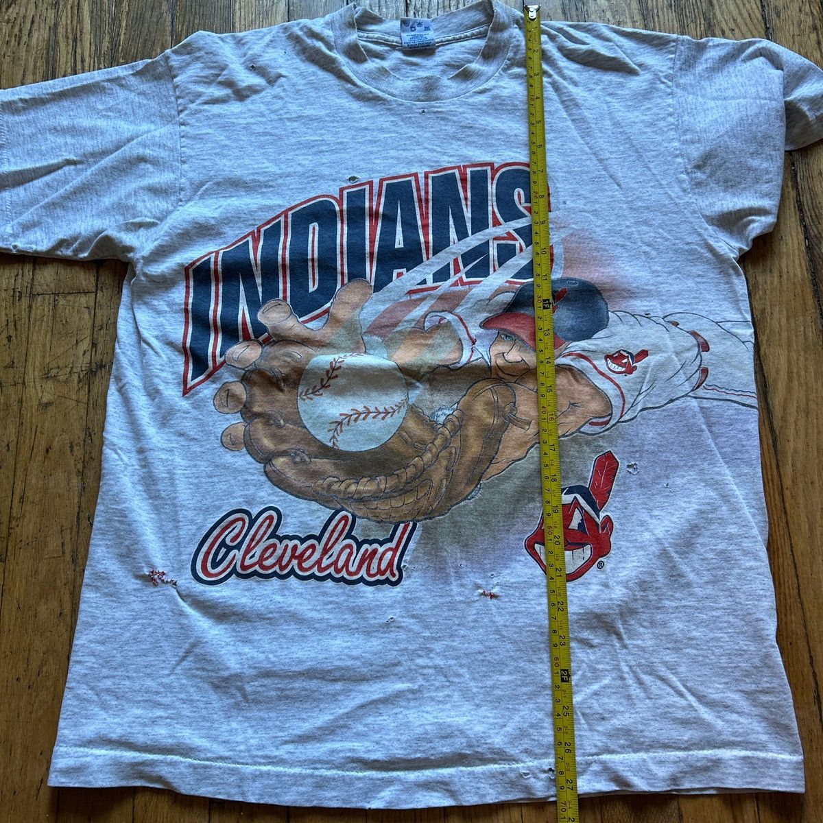MLB × Salem Sportswear × Vintage Vintage 90s Cleveland Indians Wraparound Shirt Large Size US L / EU 52-54 / 3 - 8 Thumbnail