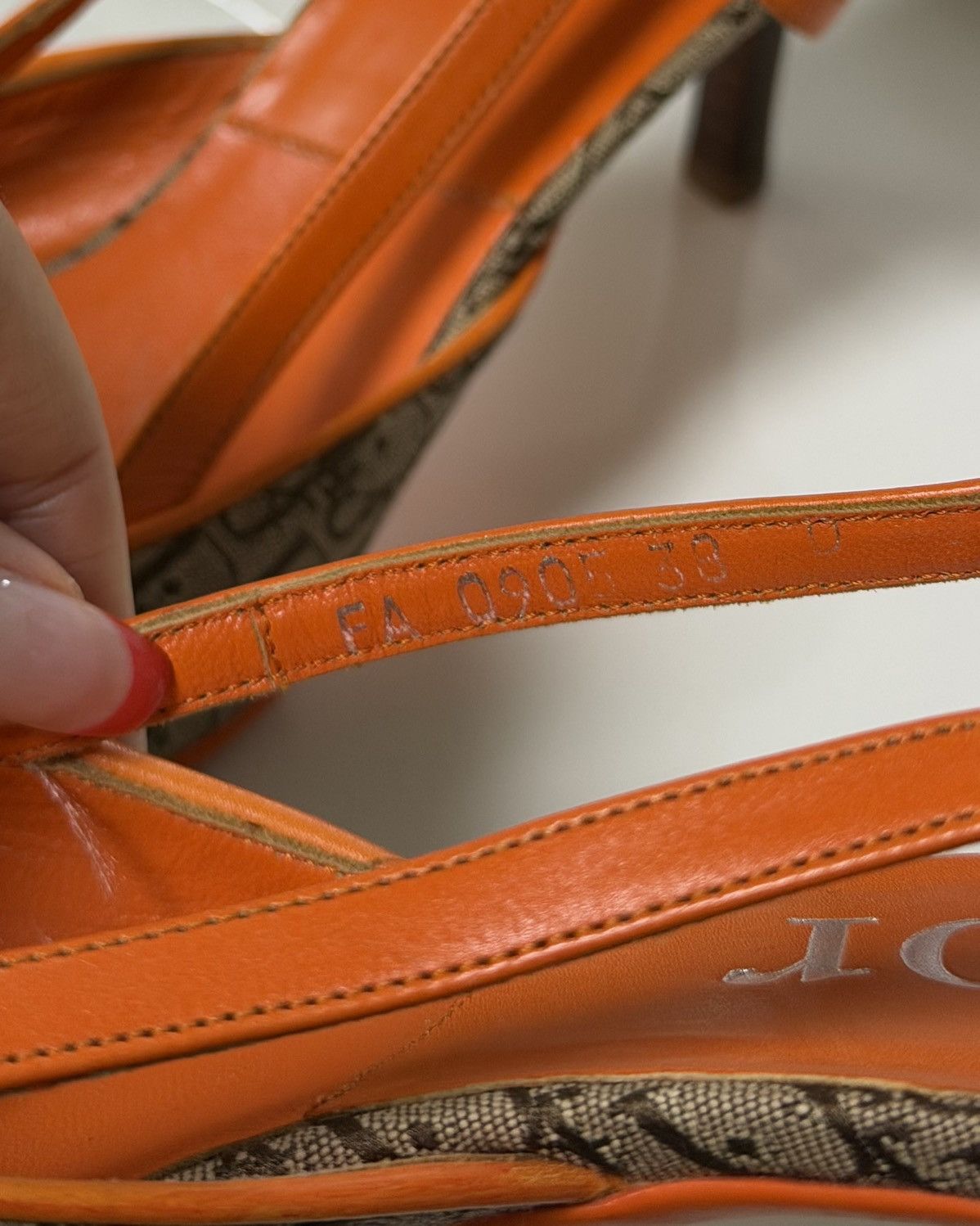 Dior CHRISTIAN DIOR 2005 Trotter Slingback Pumps with Logo Plate Size US 8 / IT 38 - 7 Thumbnail