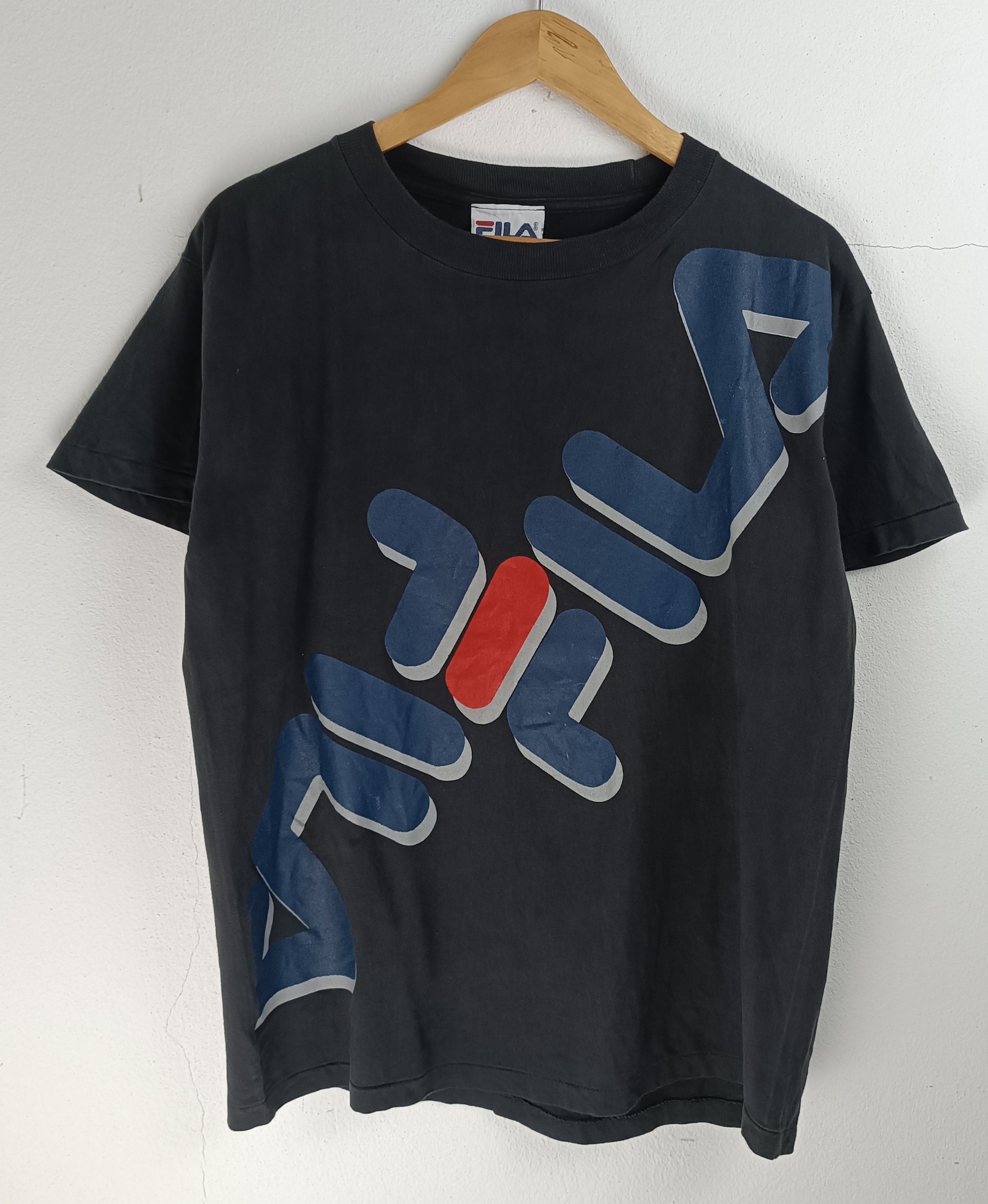 Fila VINTAGE 90'S FILA BIG LOGO SINGLE STICH MADE IN USA RARE TEE Size US L / EU 52-54 / 3 - 3 Thumbnail