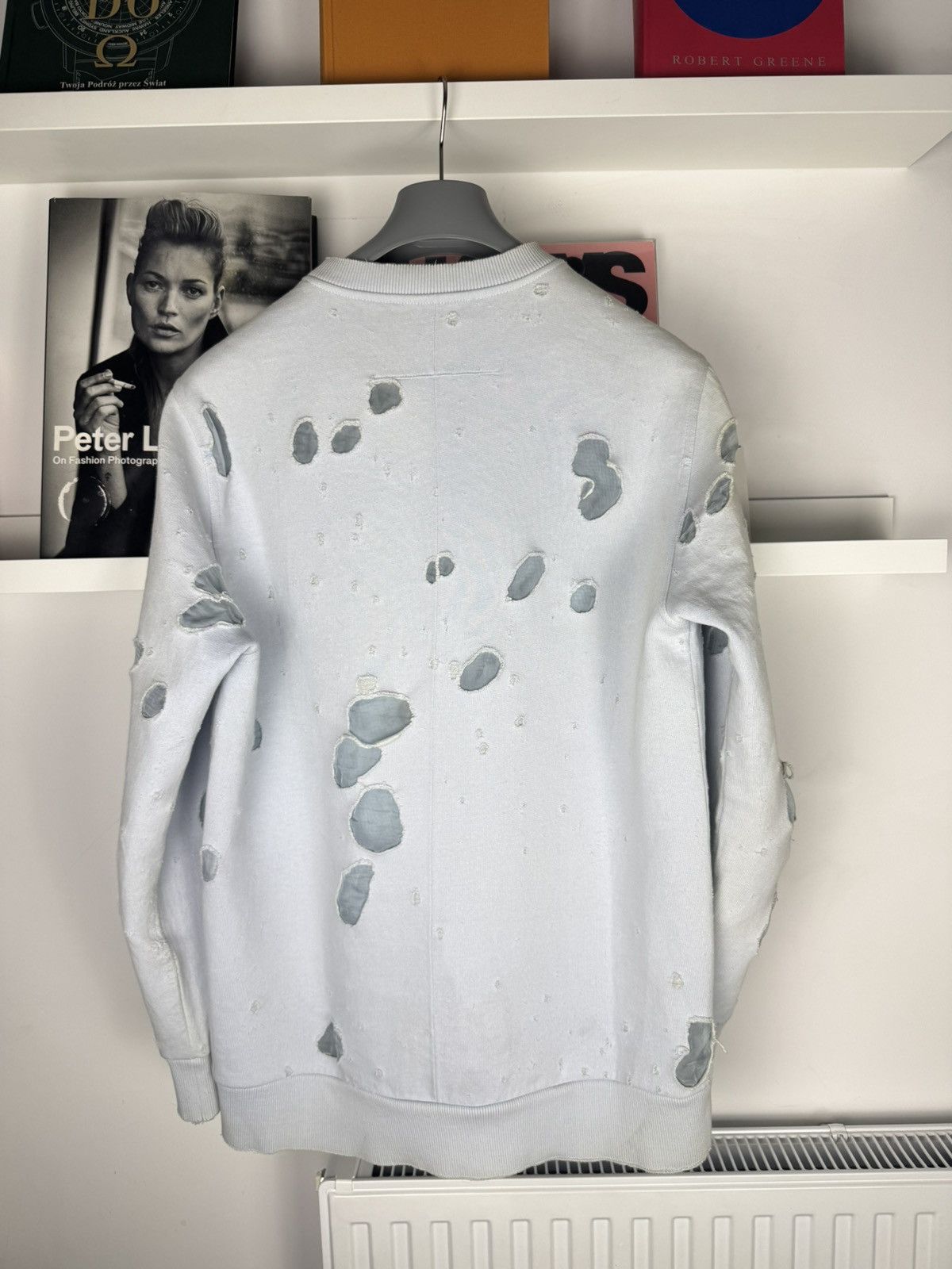 Givenchy Givenchy Designer Distressed sweatshirt crewneck rare hoodie Size US L / EU 52-54 / 3 - 4 Thumbnail