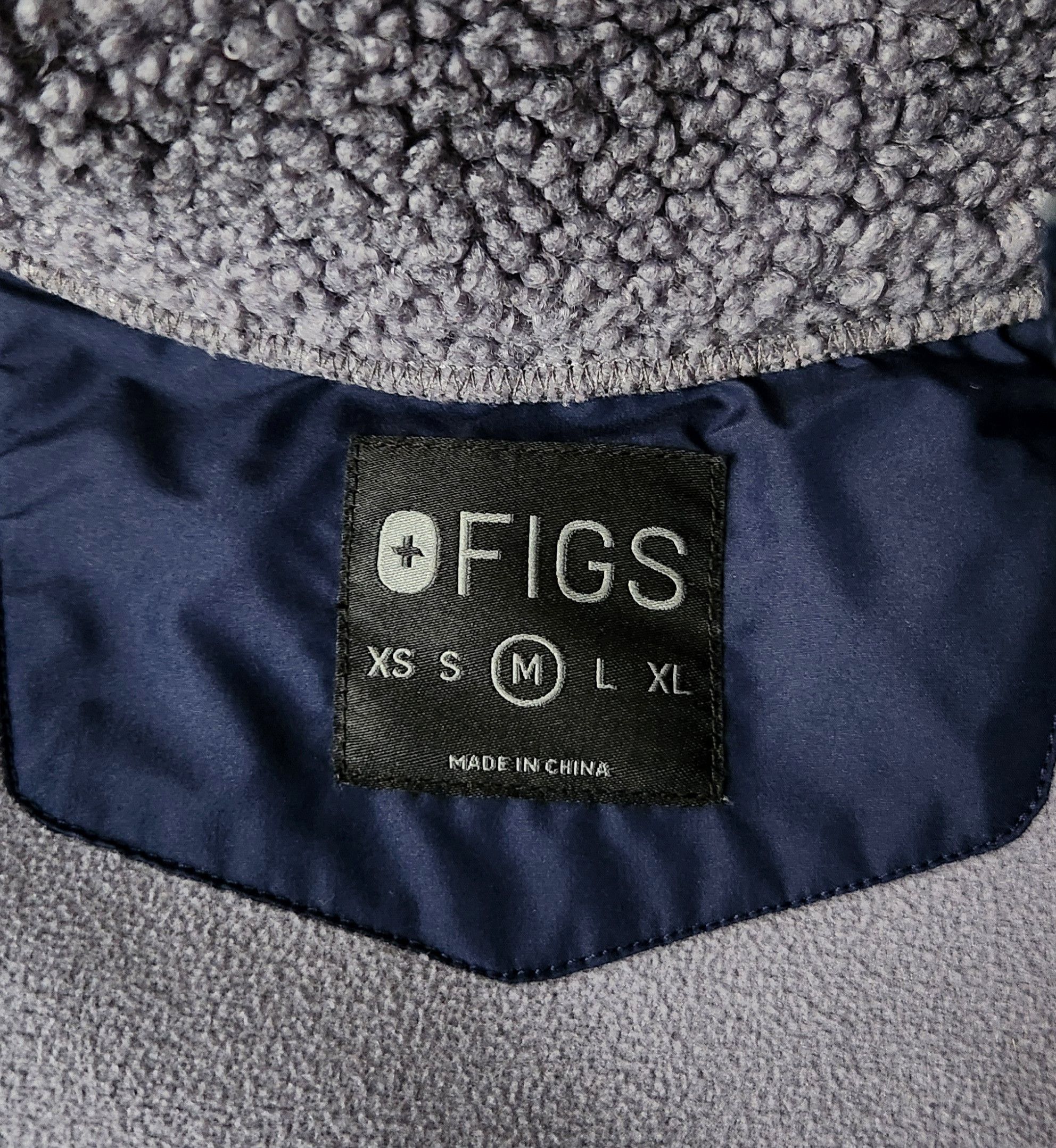 Other Figs Scrubs Selwyn Sherpa Jacket On-Shift Size Medium Size US M / EU 48-50 / 2 - 8 Thumbnail