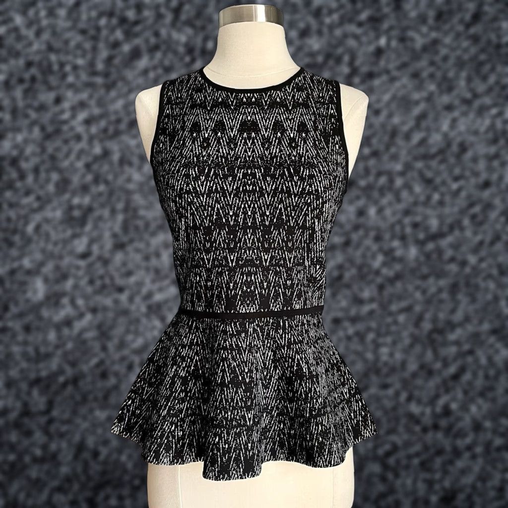 Roland Mouret Roland Mouret Blouse Sleeveless Knit Peplum Top Black White S Women Size S / US 4 / IT 40 - 1 Thumbnail