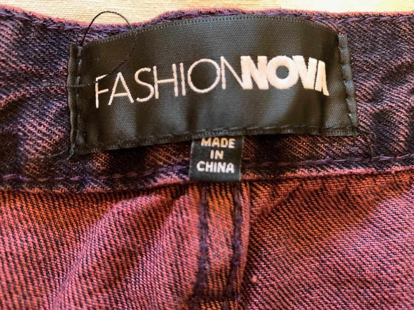 Fashion Nova Size 18 Jeans and Size 2X Matching Top Outfit Pair Size XXL / US 16-18 / IT 52-54 - 9 Thumbnail