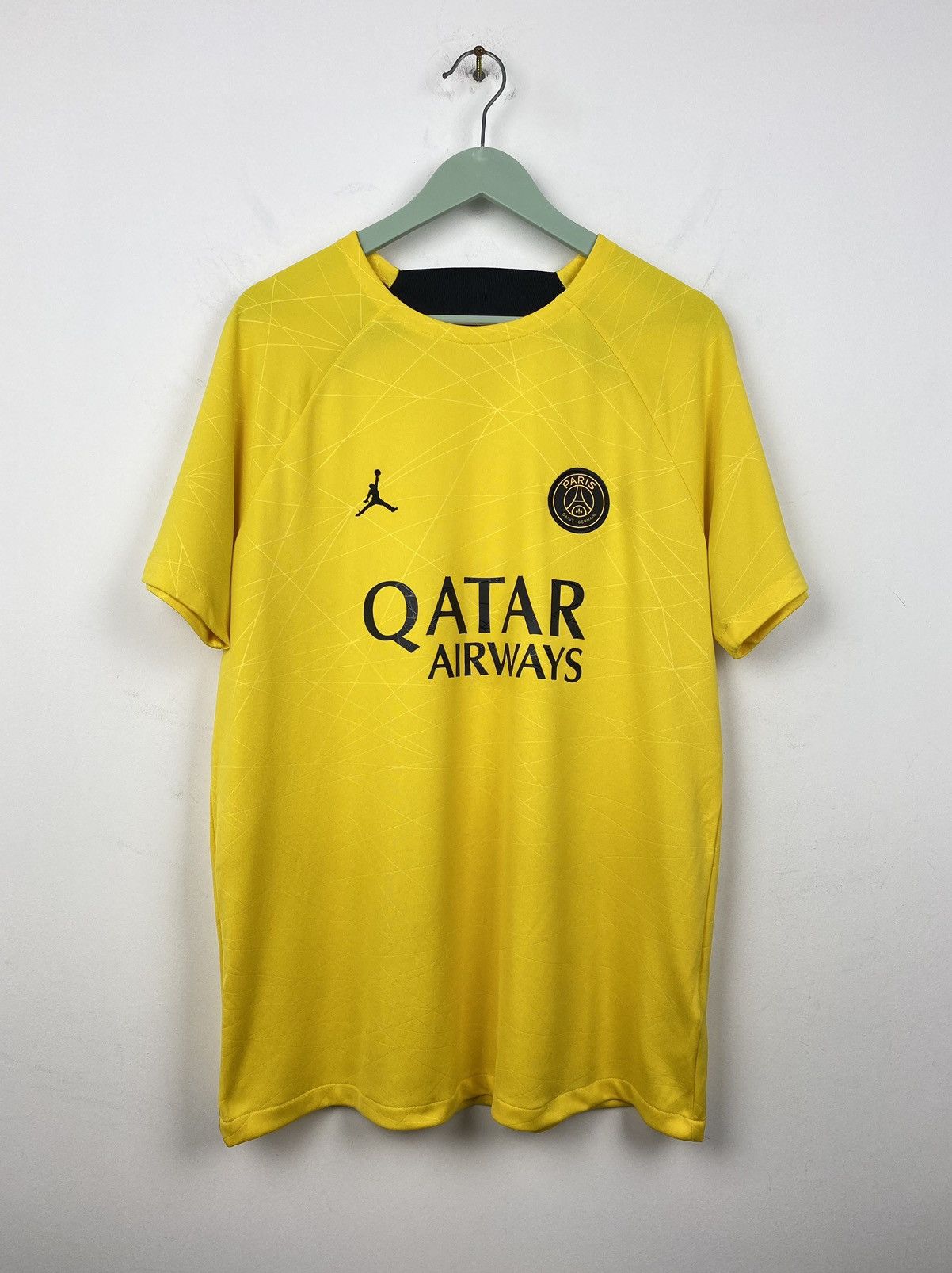 Jordan Brand PSG 2022 2023 Nike Air Jordan Soccer Football Jersey Real Size US L / EU 52-54 / 3 - 1 Thumbnail