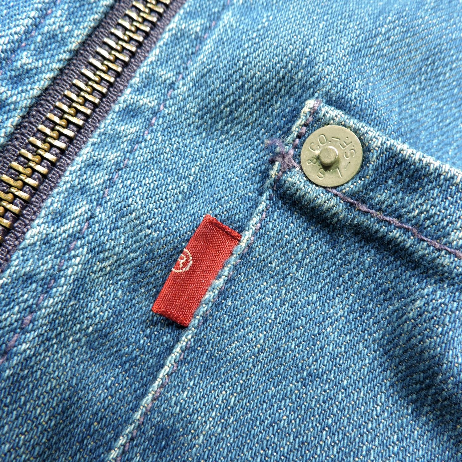 Levi's LEVI'S RED 2001AW ‘RESPONSIBLE-IRRESPONSIBLE’ DENIM JACKET Size XS / US 0-2 / IT 36-38 - 14 Thumbnail