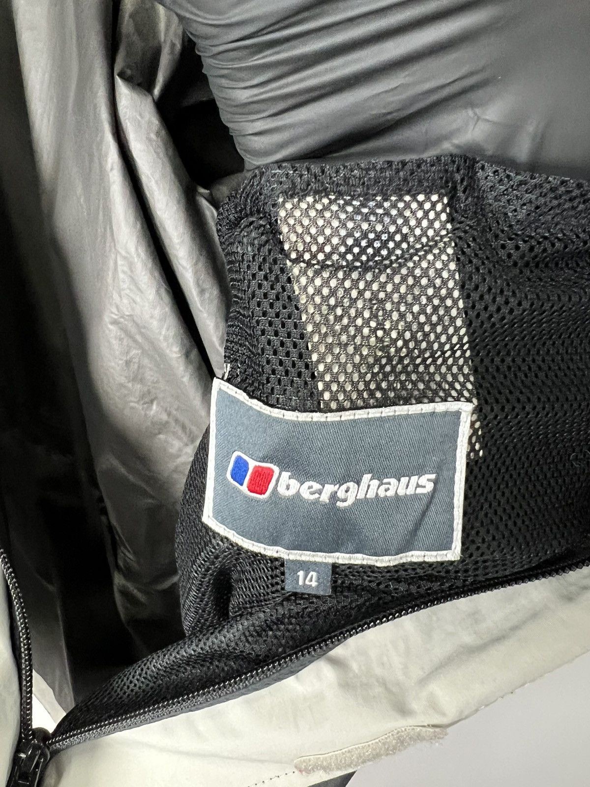 Berghaus Vintage BERGHAUS GORE-TEX PACLITE SHELL TREKKING Jacket Size L / US 10 / IT 46 - 7 Thumbnail