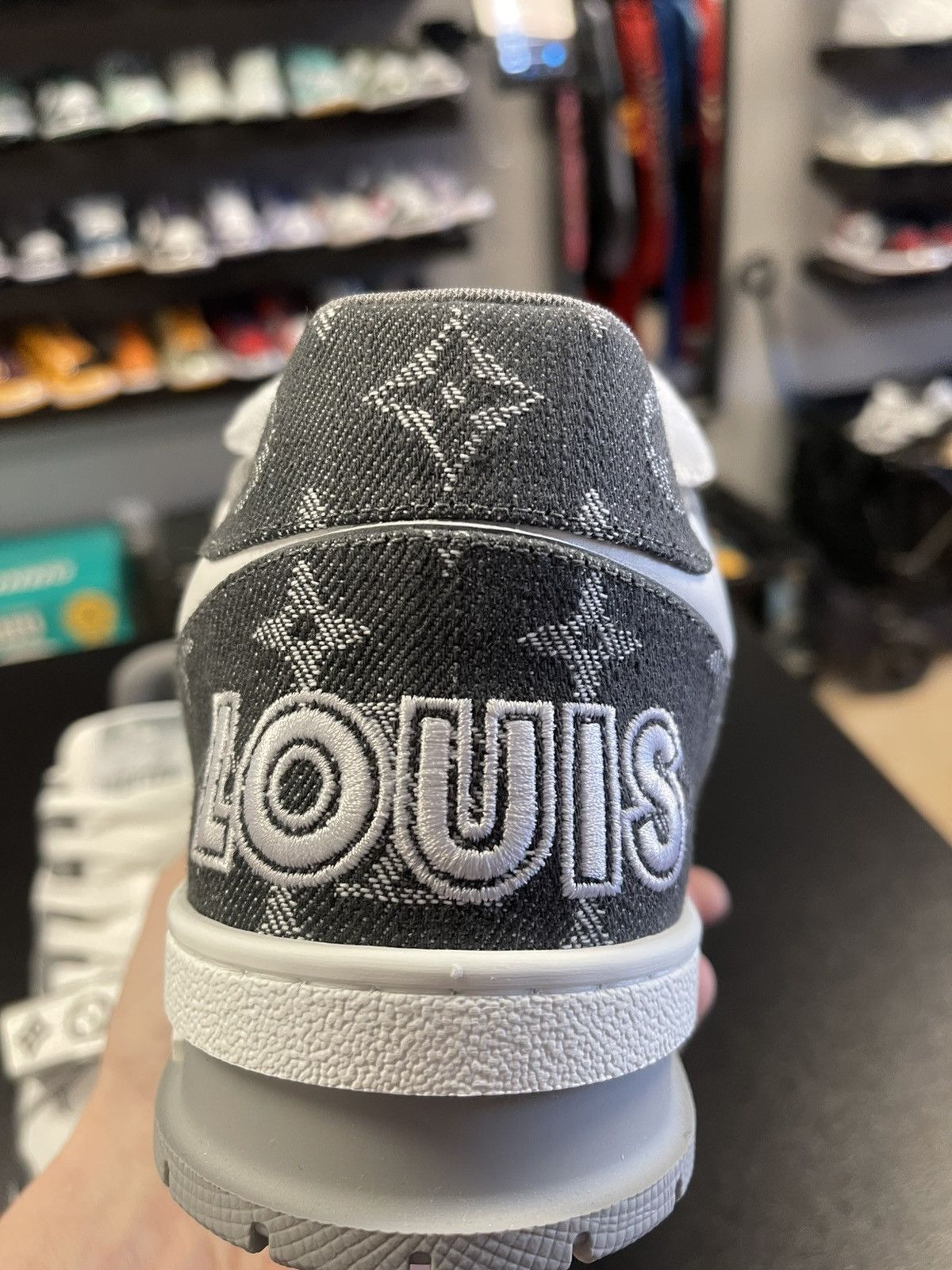 Louis Vuitton Size 5UK/6US - Louis Vuitton Trainer Grey Brand New 1ADF0Y Size US 6 / EU 39 - 9 Thumbnail