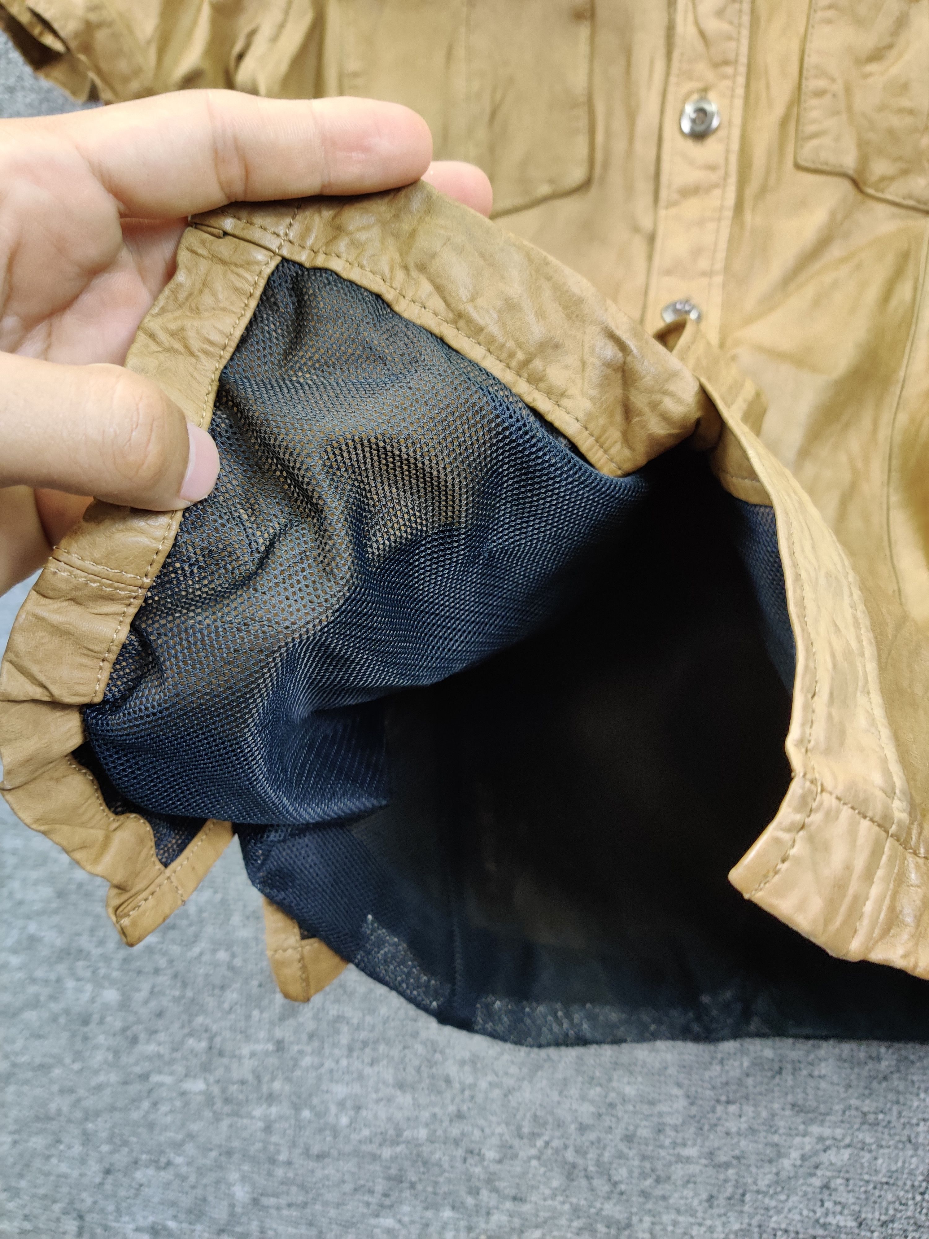 Shellac Vintage Shellac Pacthes Leather Short Sleeve Button Up Shirt Size US S / EU 44-46 / 1 - 12 Thumbnail