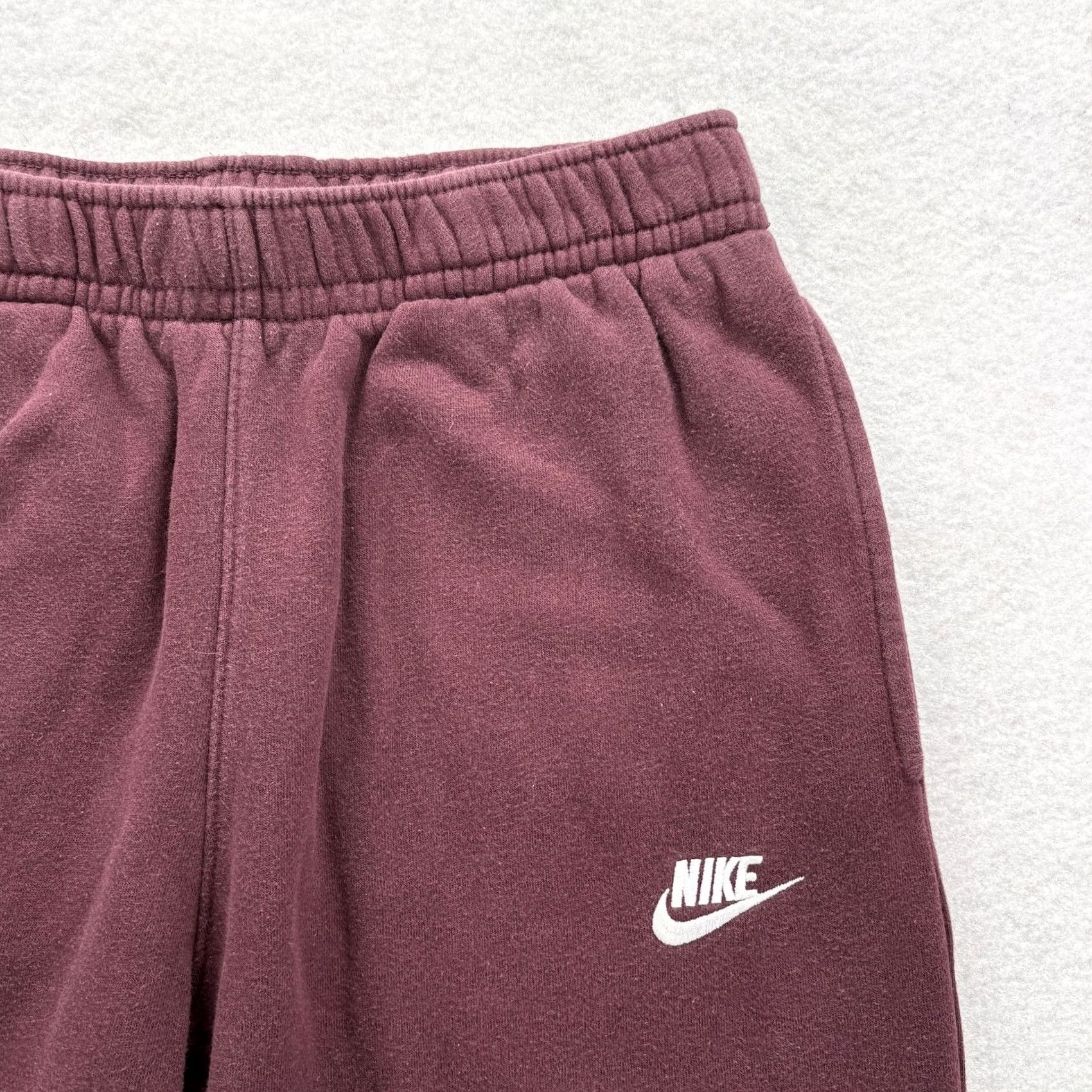 Nike Nike Club Fleece Pants Mens M Red Joggers Sweatpants Athletic Gym Training Size US 31 - 3 Thumbnail