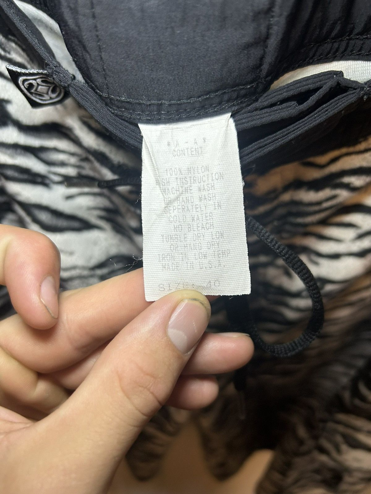 Other Vintage Maui Built fur zebra swim shorts Size US 36 / EU 52 - 6 Thumbnail
