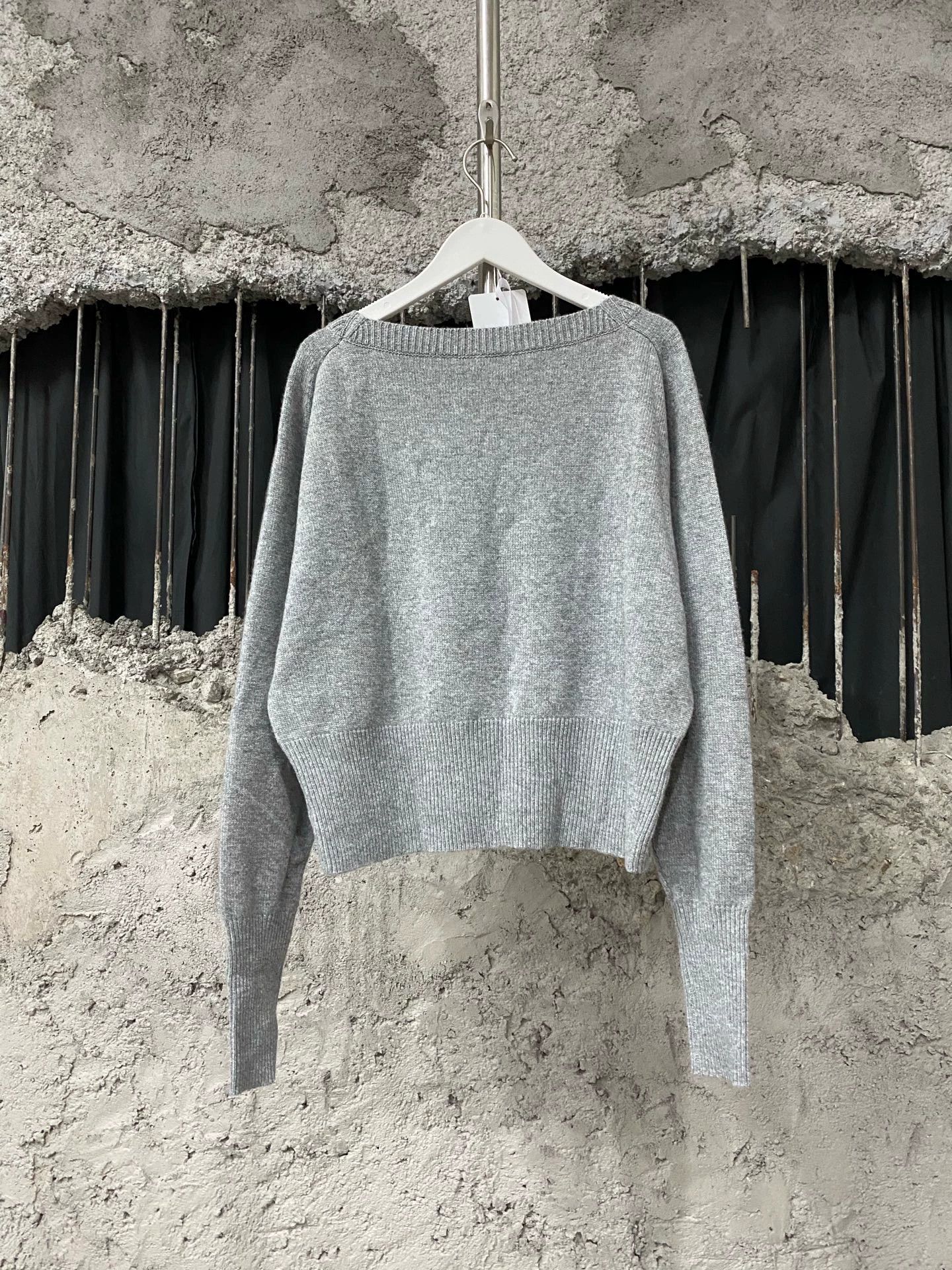 Theory Theory Cashmere Sweater Size S 99 New Size S / US 4 / IT 40 - 2 Thumbnail