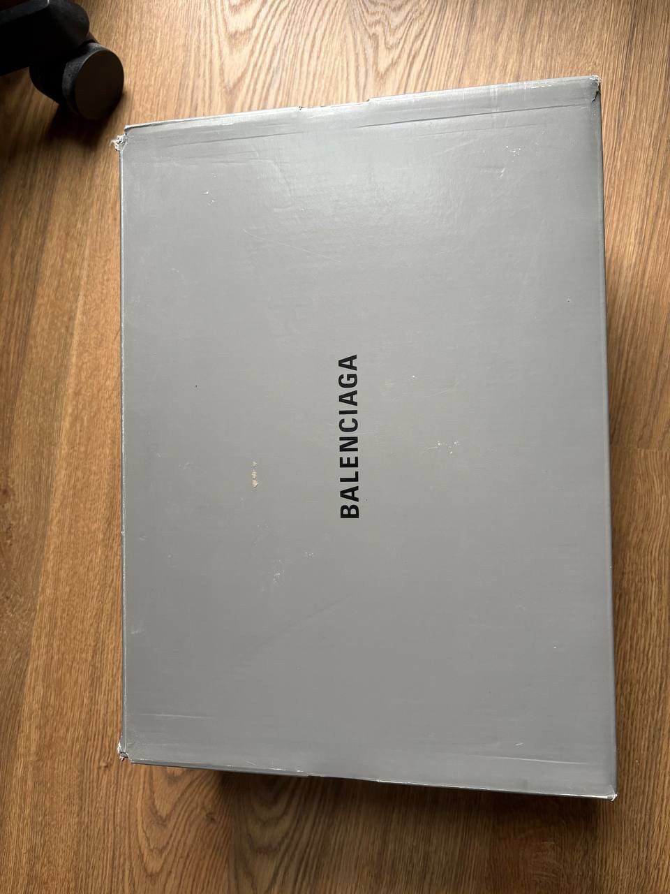 Balenciaga Balenciaga Triple S Fake Fur Pink Size US 6 / IT 36 - 10 Thumbnail