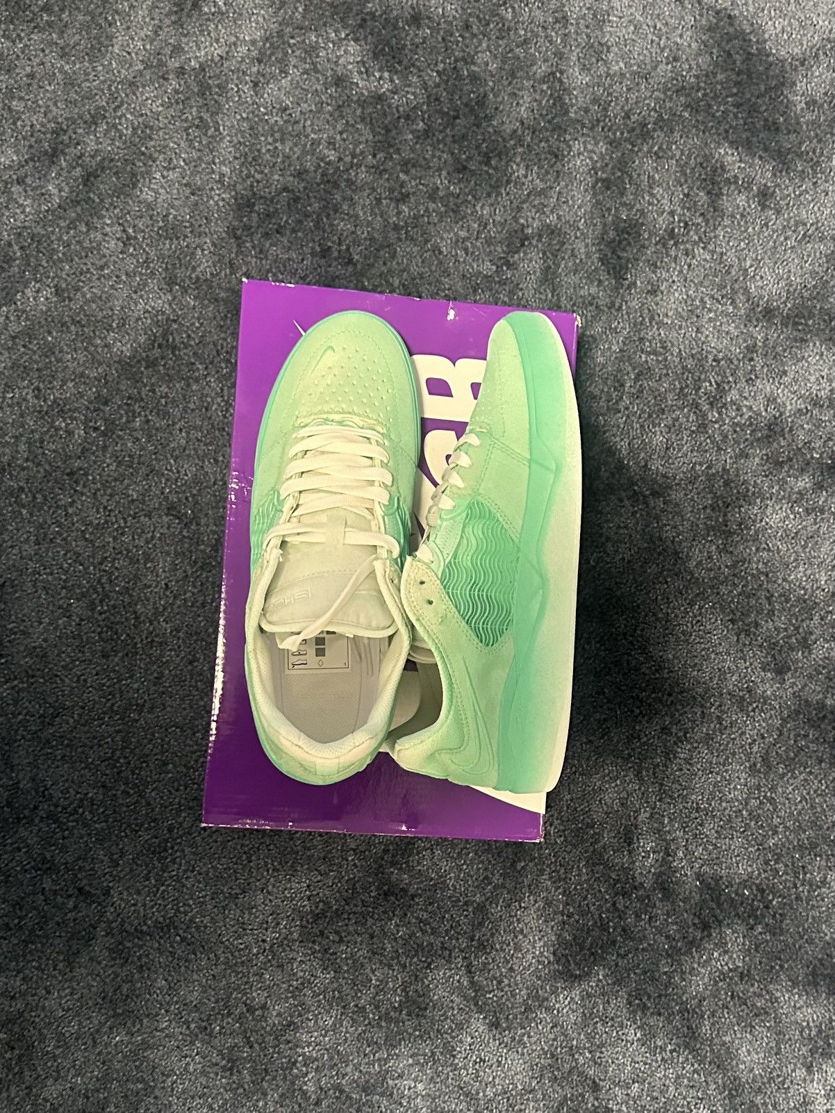 Nike Nike Sb Ishod Wair Premium Light Menta Size US 8 / EU 41 - 1 Thumbnail