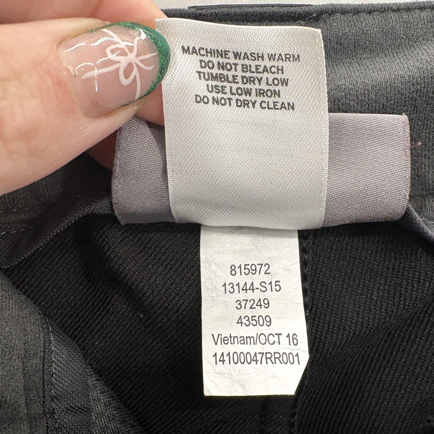 Vintage REI Mistral Soft Shell Hiking Pants Womens 6P Petite Gray Zip Ankle Pockets Stretch Camp Size 28" / US 6 / IT 42 - 6 Thumbnail