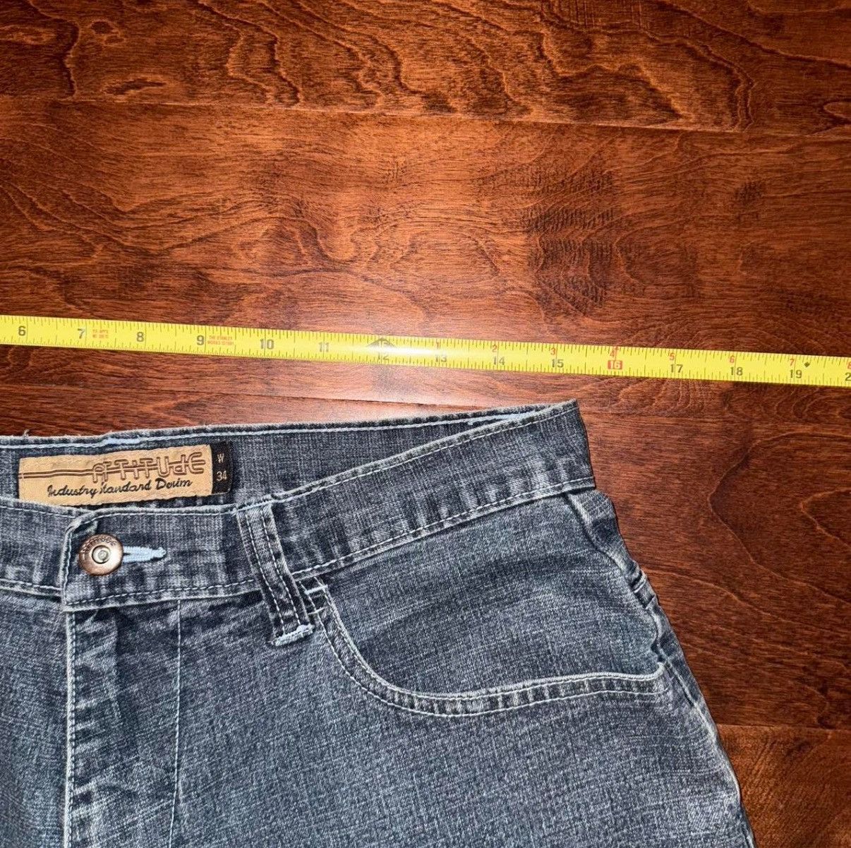 Other Blue denim Industry Standard Denim shorts with a relaxed fit Size US 34 / EU 50 - 3 Thumbnail