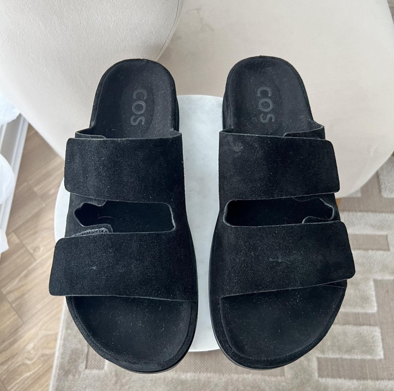 Cos COS BLACK AUEDE SLIDES SANDALS BRAND NEW SIZE UK 8 EU 42 Size US 9 / EU 42 - 3 Thumbnail