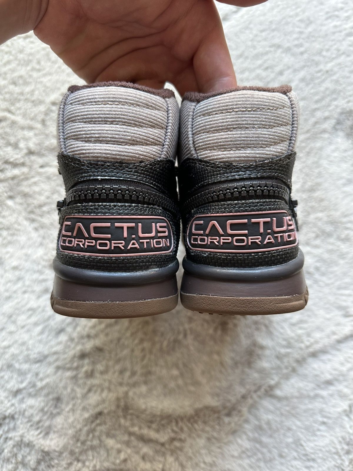 Nike × Travis Scott Nike Air Trainer 1 x Travis Scott Cactus Corporation Wheat Size US 5.5 / EU 38 - 13 Thumbnail