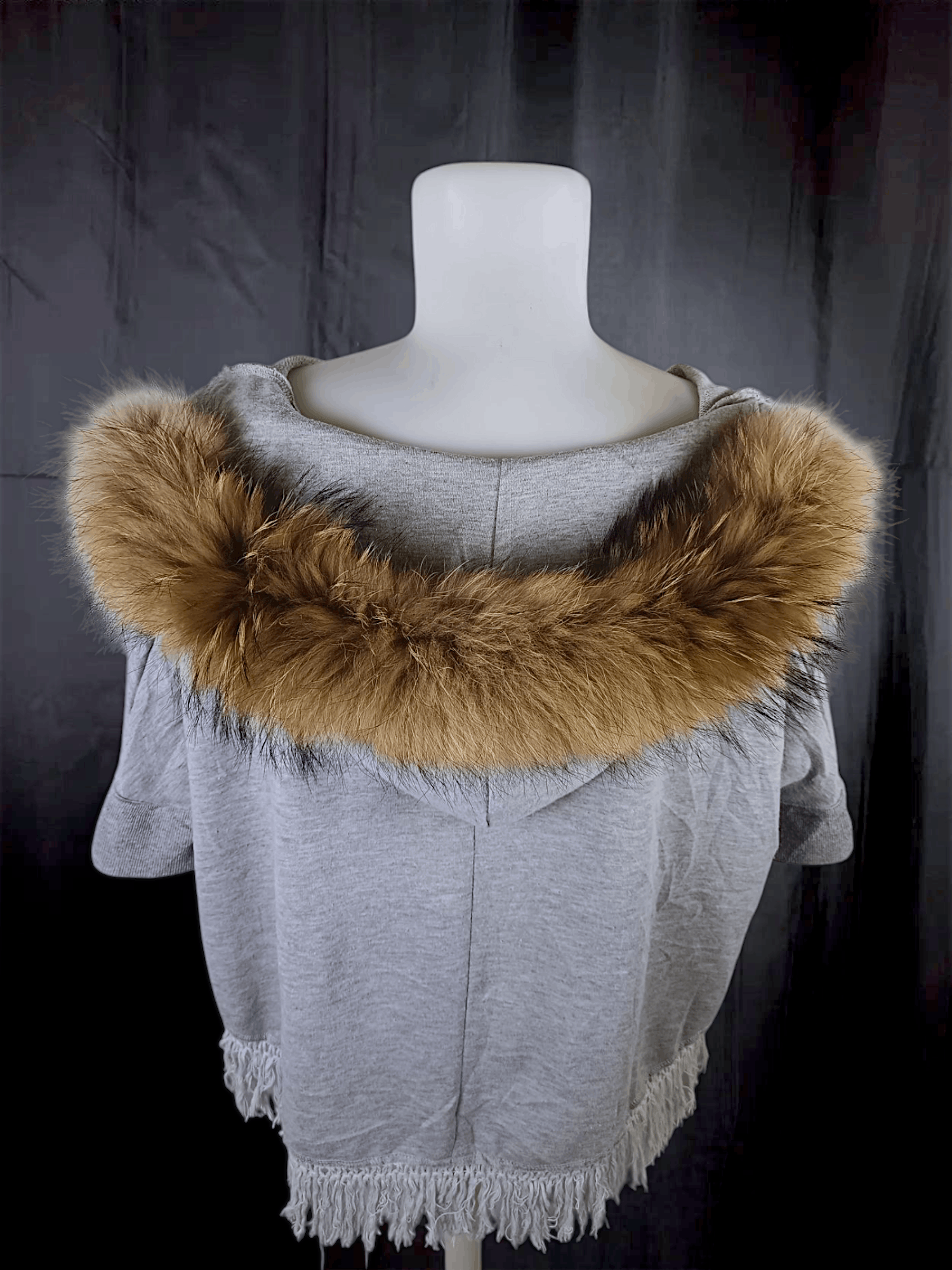 Japanese Brand × Le Grande Bleu (L.G.B.) "F" Vintage Fur Zipper Hoodie Tassel Poncho Size US L / EU 52-54 / 3 - 21 Thumbnail