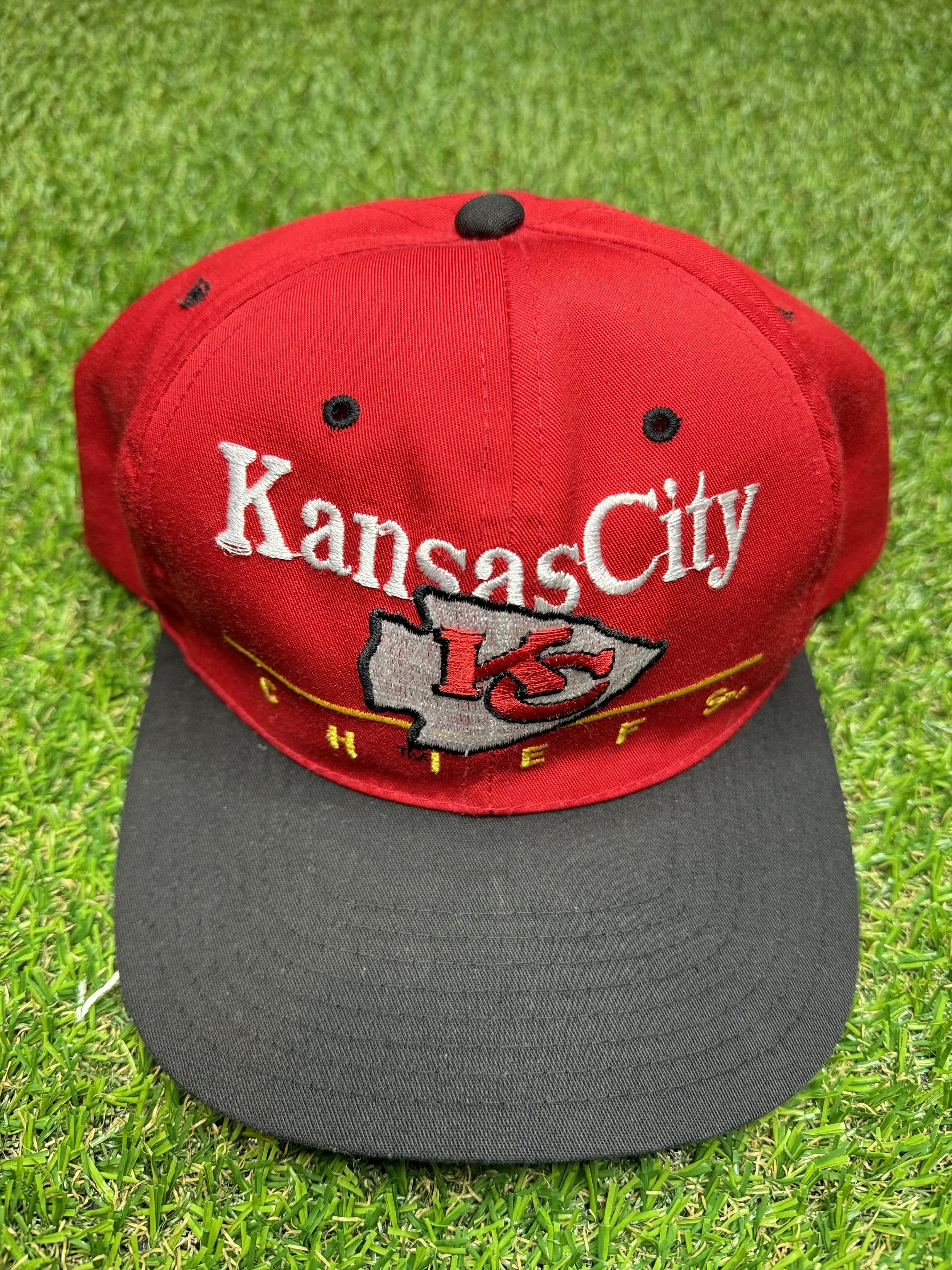 Deals Vintage Kansas City Chiefs new era Snapback hat