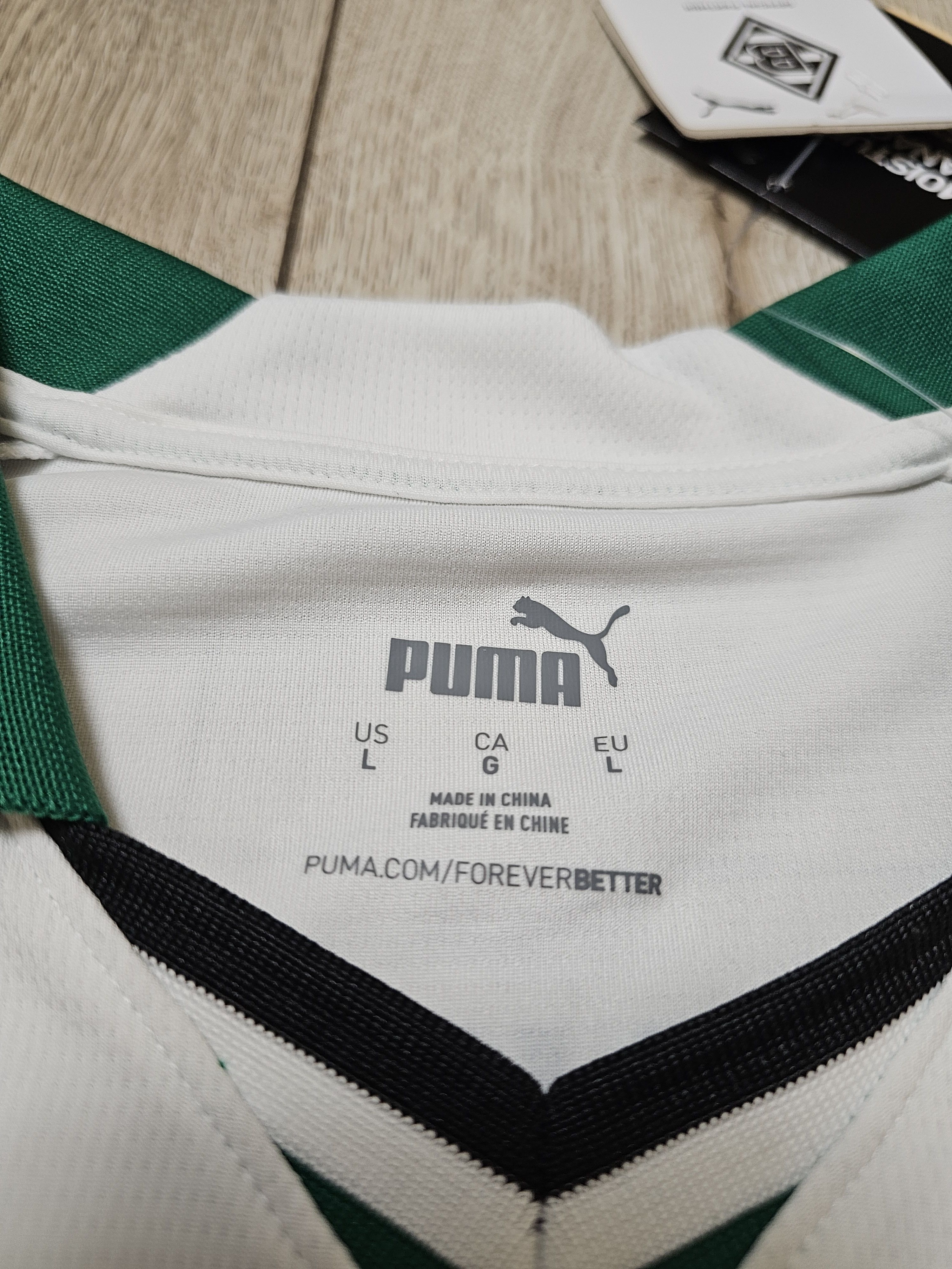 Puma BORUSSIA MONCHENGLADBACH 2024 HERMANN FOOTBALL SHIRT SOCCER Size US L / EU 52-54 / 3 - 9 Thumbnail